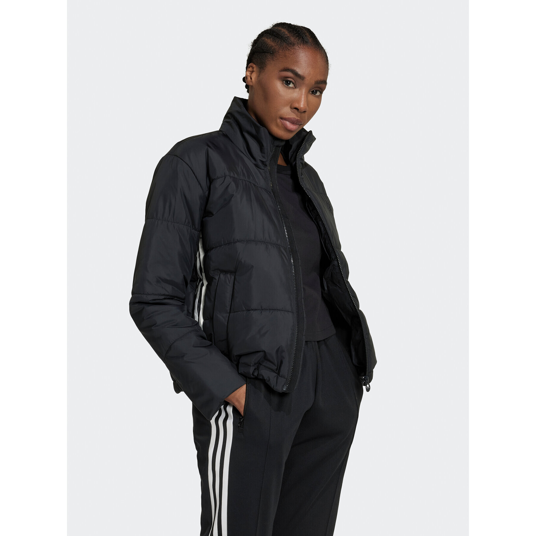 adidas Преходно яке Short Puffer HM2613 Черен Regular Fit - Pepit.bg