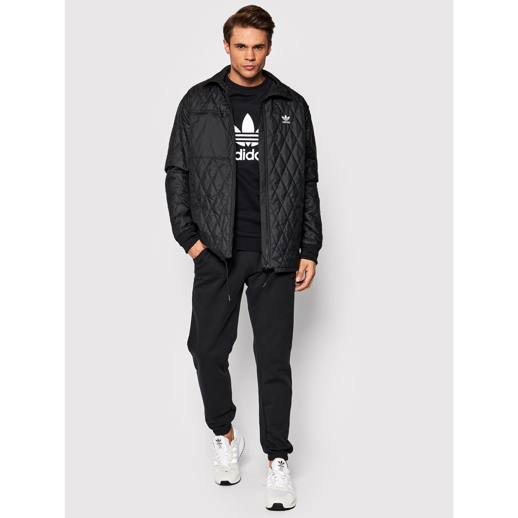 adidas Пухено яке adicolor Classics Quilted H11430 Черен Relaxed Fit - Pepit.bg