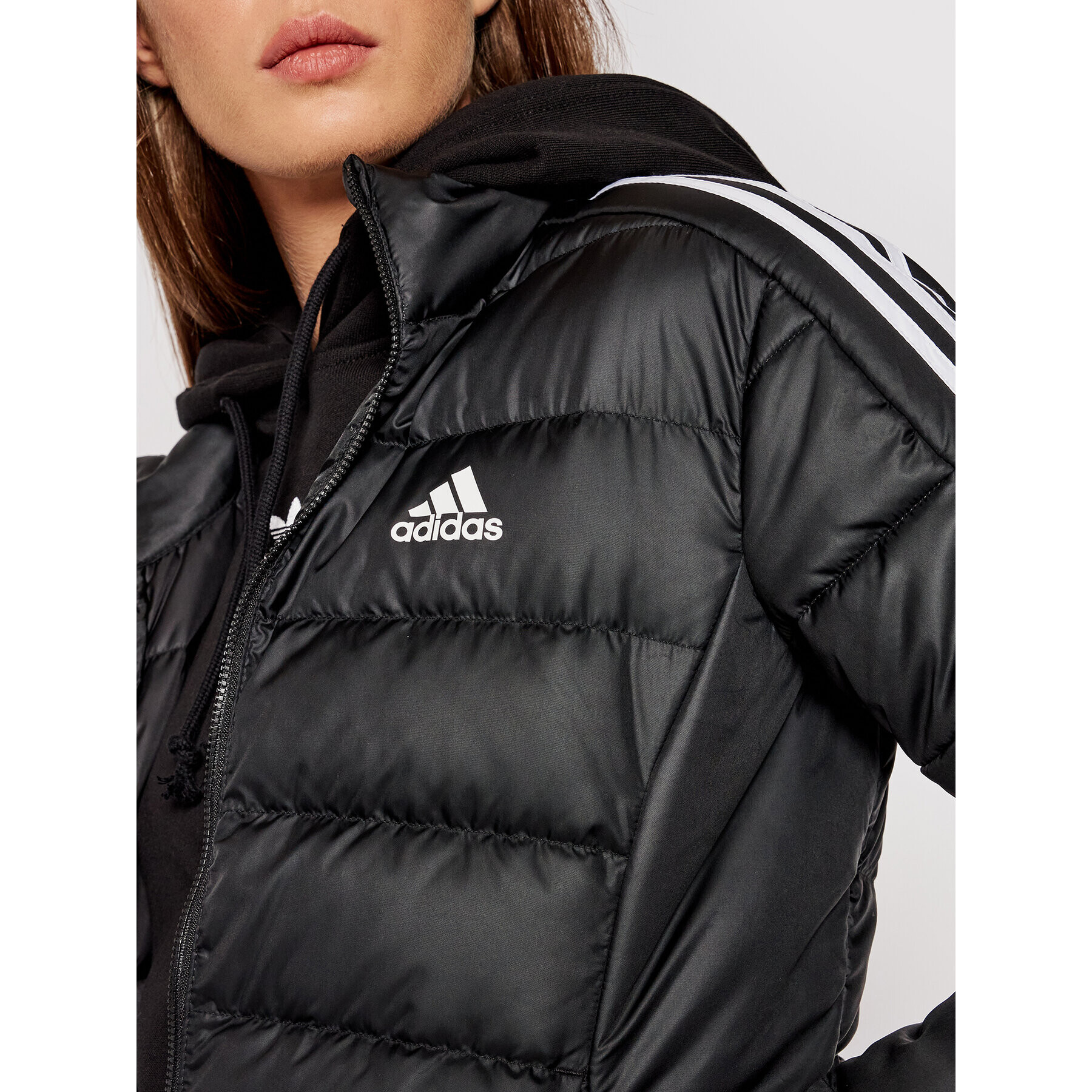 adidas Пухено яке Essentials GH4593 Черен Slim Fit - Pepit.bg