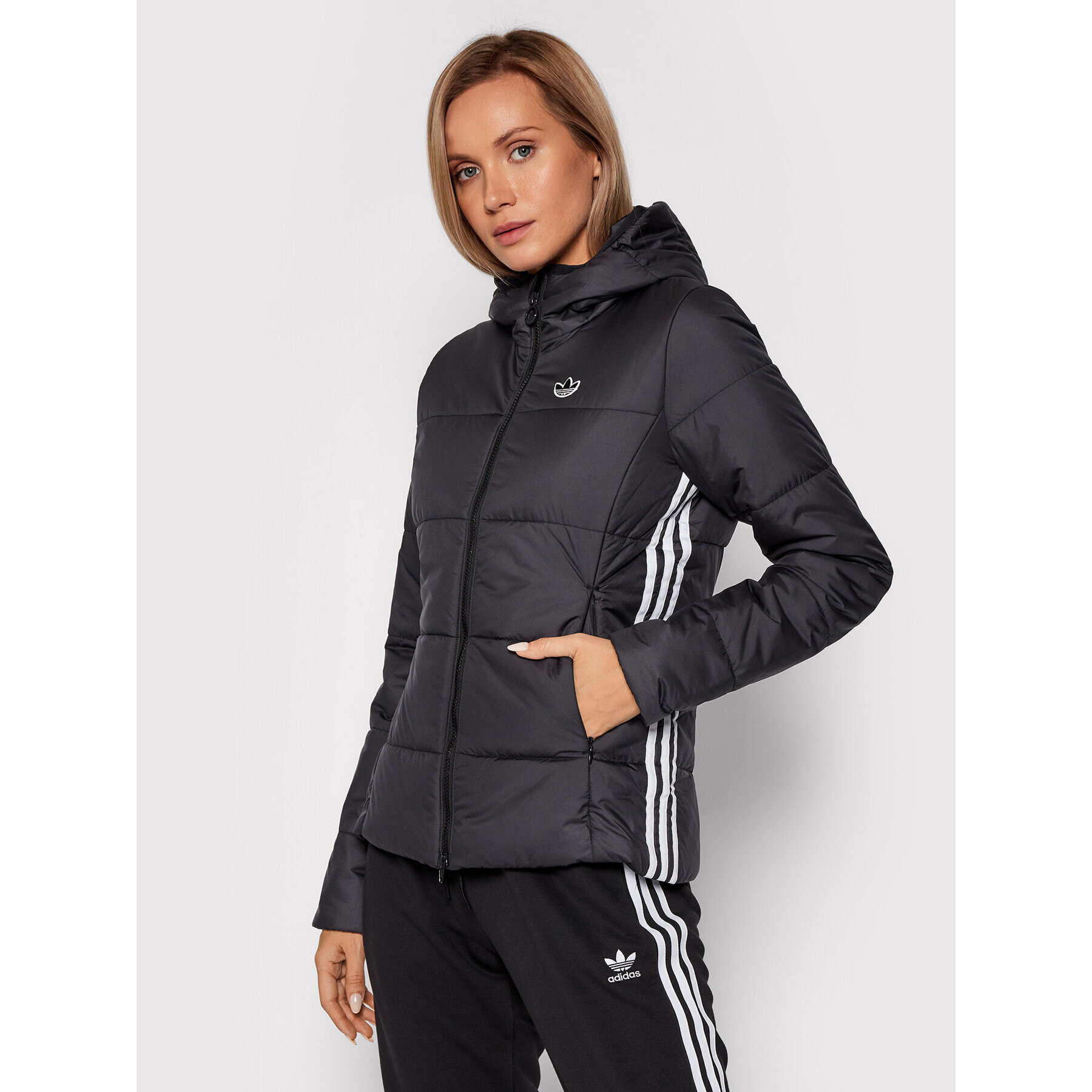 adidas Пухено яке GD2507 Черен Slim Fit - Pepit.bg