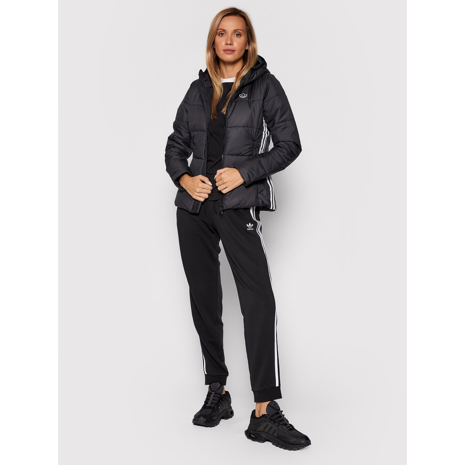 adidas Пухено яке GD2507 Черен Slim Fit - Pepit.bg