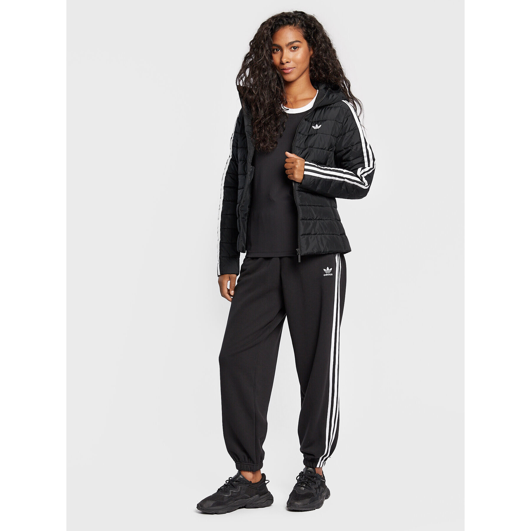 adidas Пухено яке Premium HM2612 Черен Slim Fit - Pepit.bg