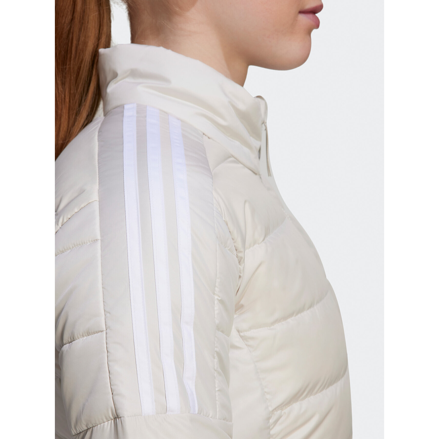 adidas Пухено яке Essentails Down HK4664 Екрю Slim Fit - Pepit.bg