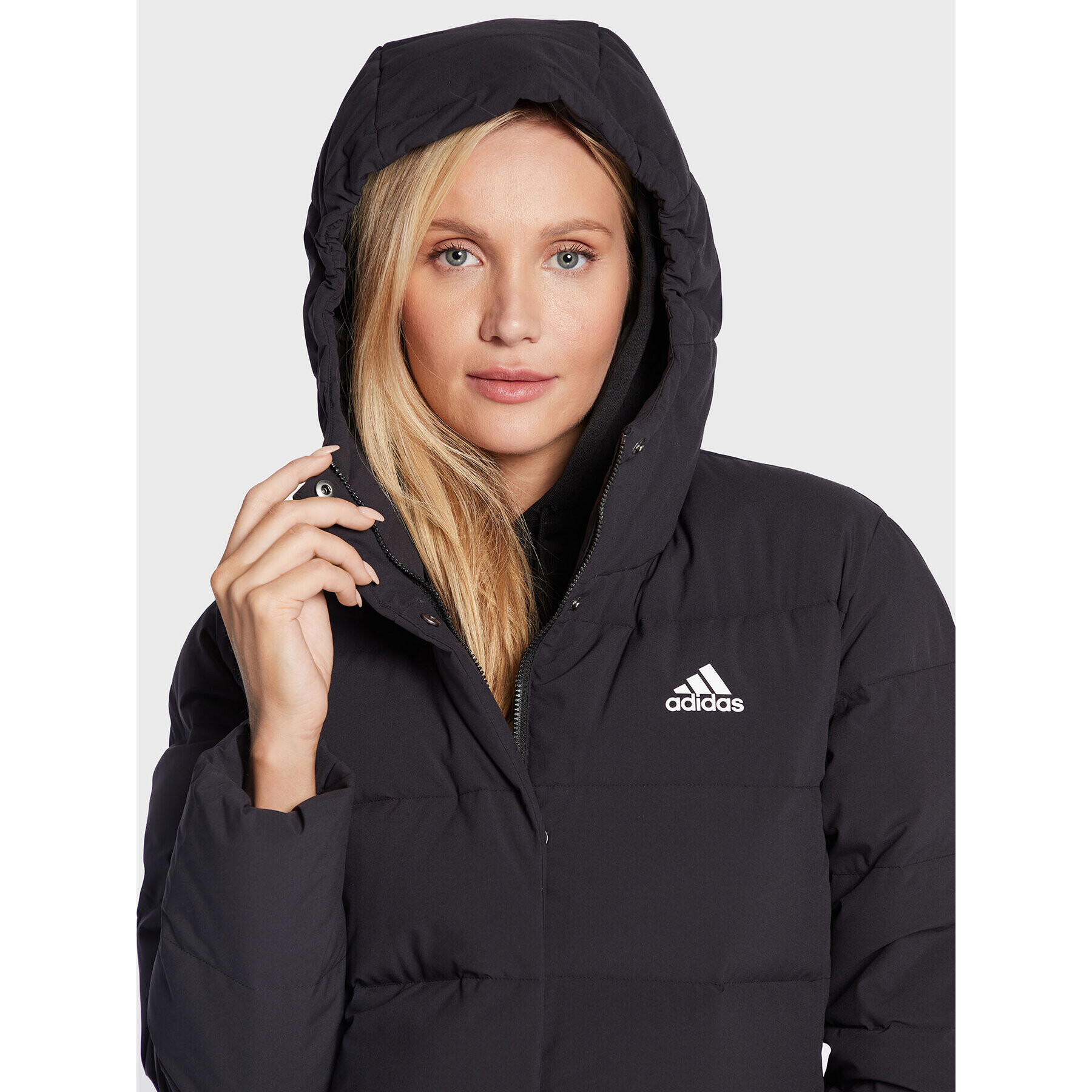 adidas Пухено яке Helionic HG8747 Черен Regular Fit - Pepit.bg