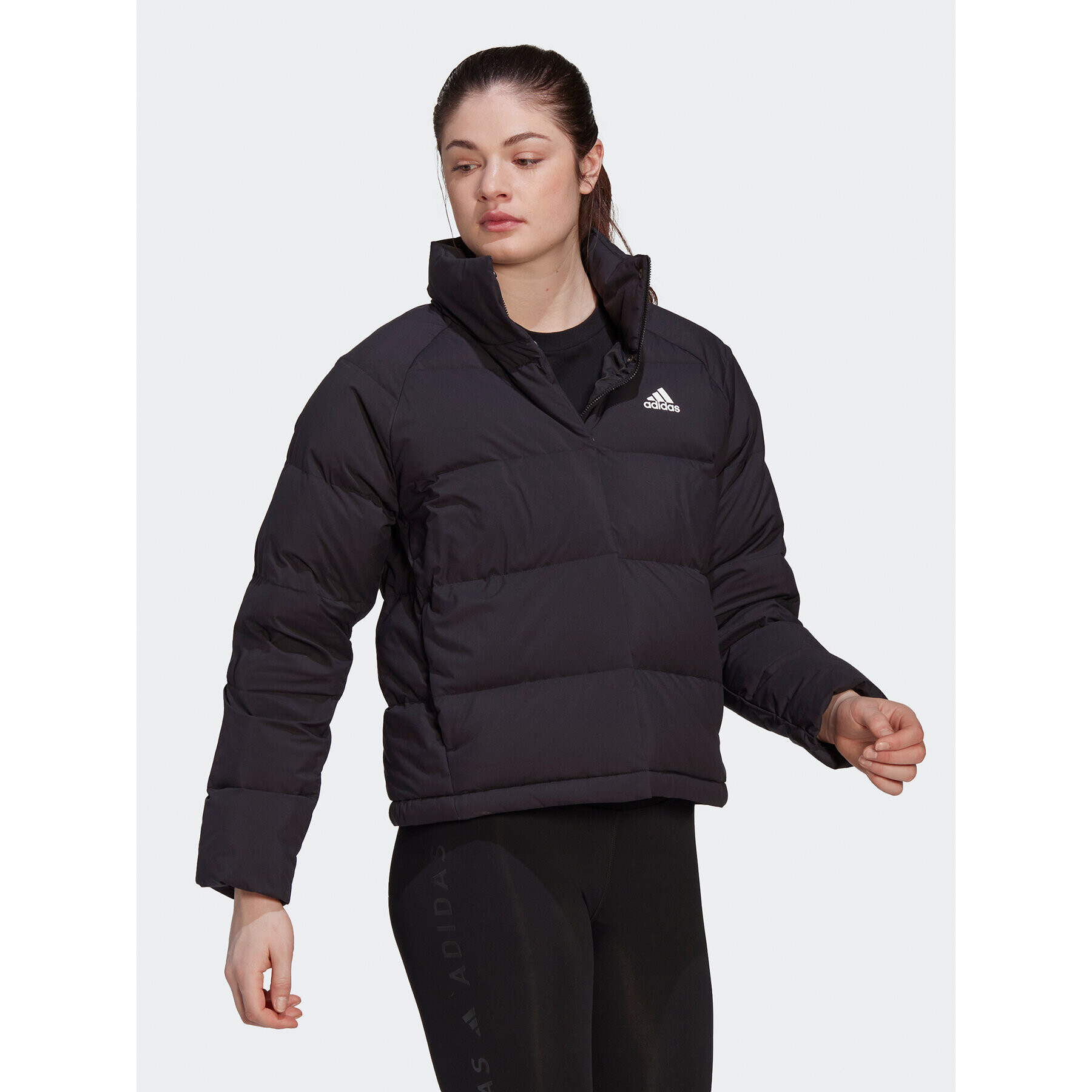 adidas Пухено яке Helionic Relaxed Down HG8696 Черен Loose Fit - Pepit.bg