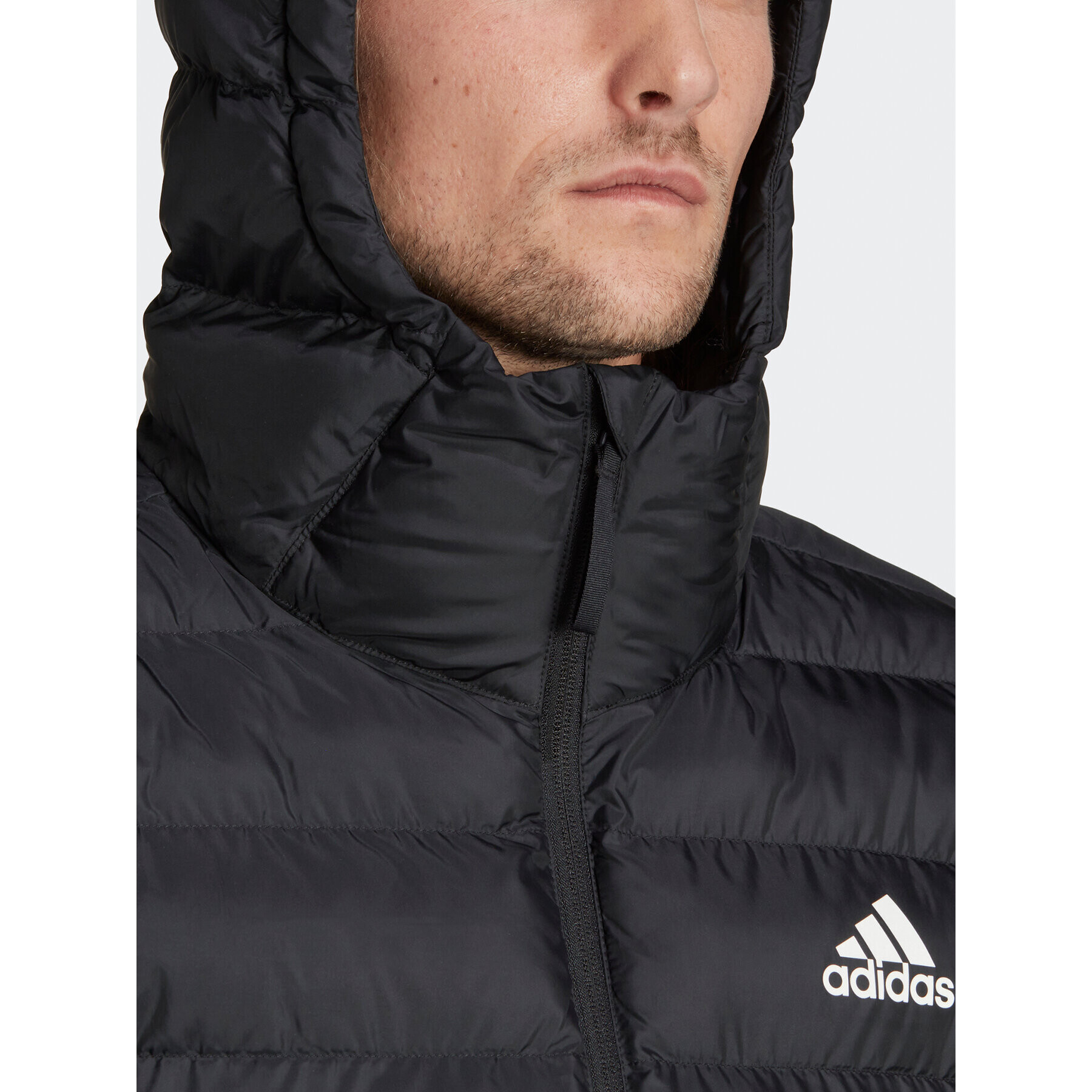 adidas Пухено яке SDP 2.0 Insulated HI0940 Черен Regular Fit - Pepit.bg