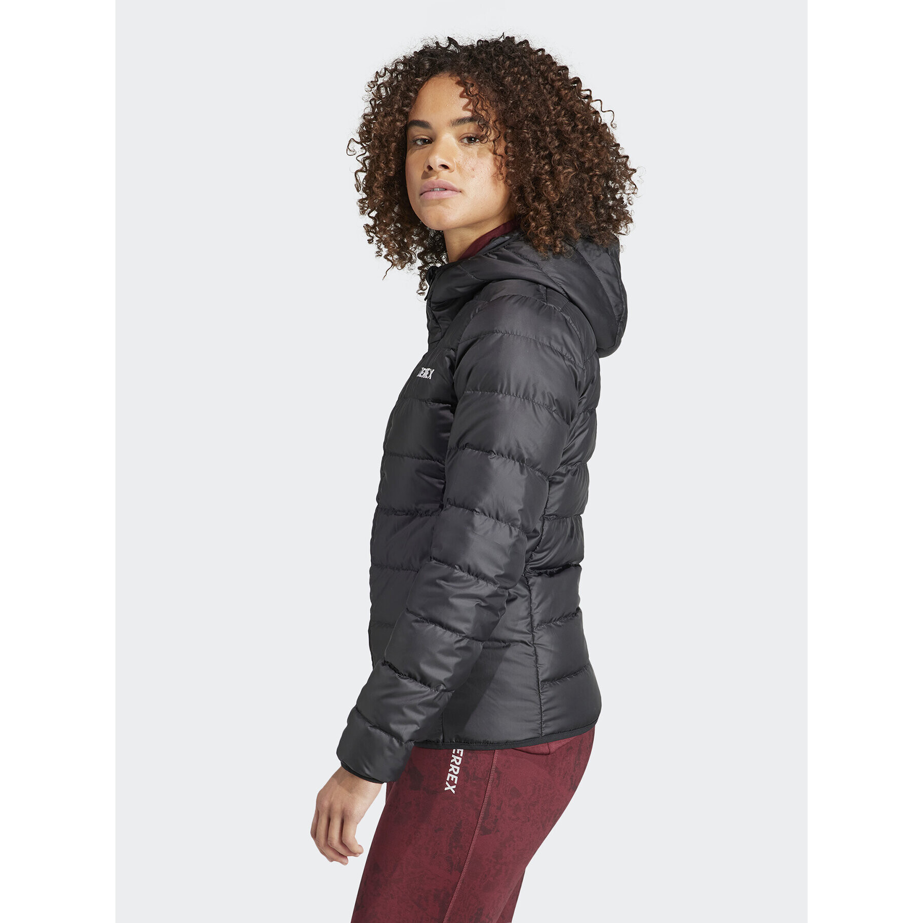 adidas Пухено яке Terrex Multi Light Down IP6034 Черен Slim Fit - Pepit.bg