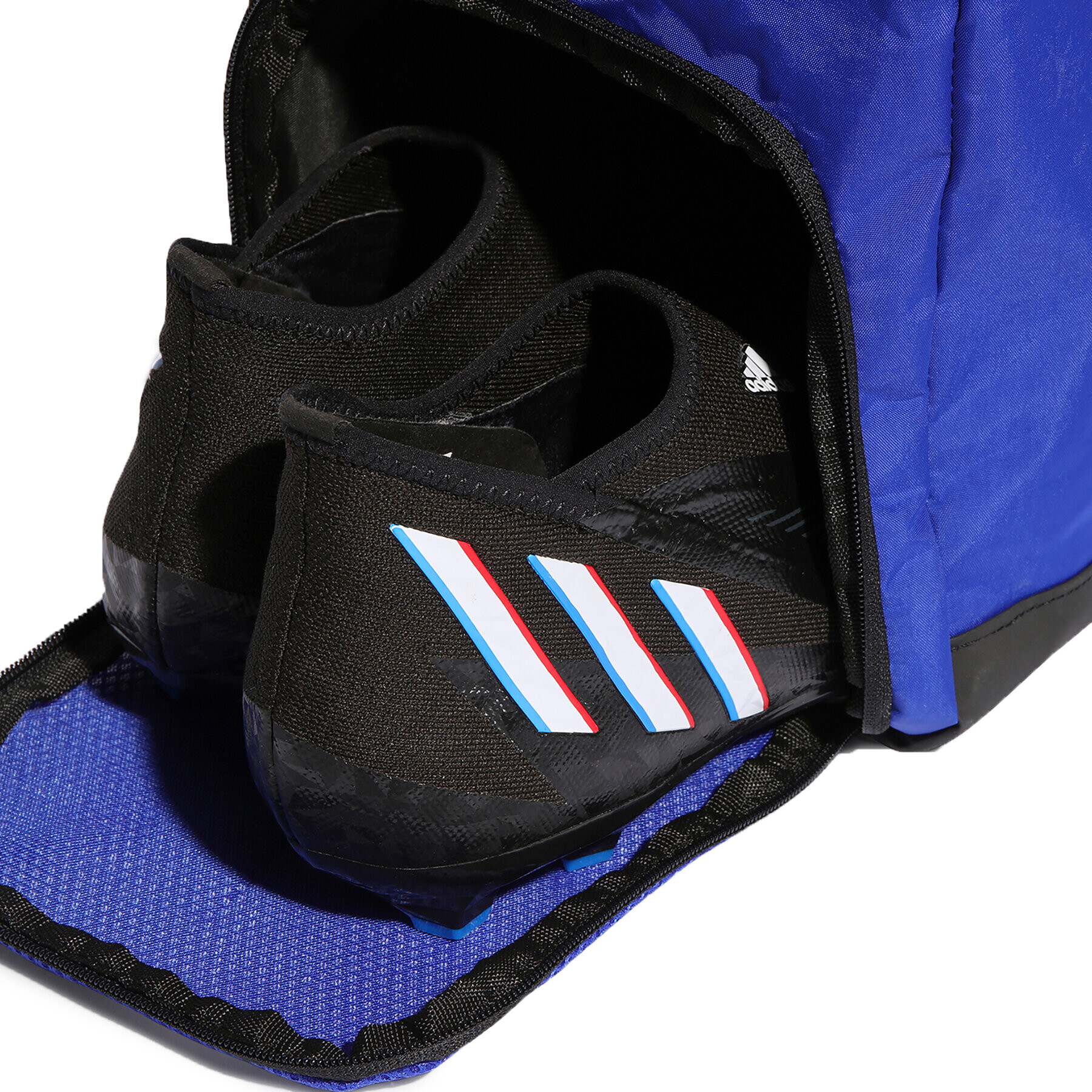 adidas Сак 4ATHLTS Medium Duffel Bag HR9661 Син - Pepit.bg