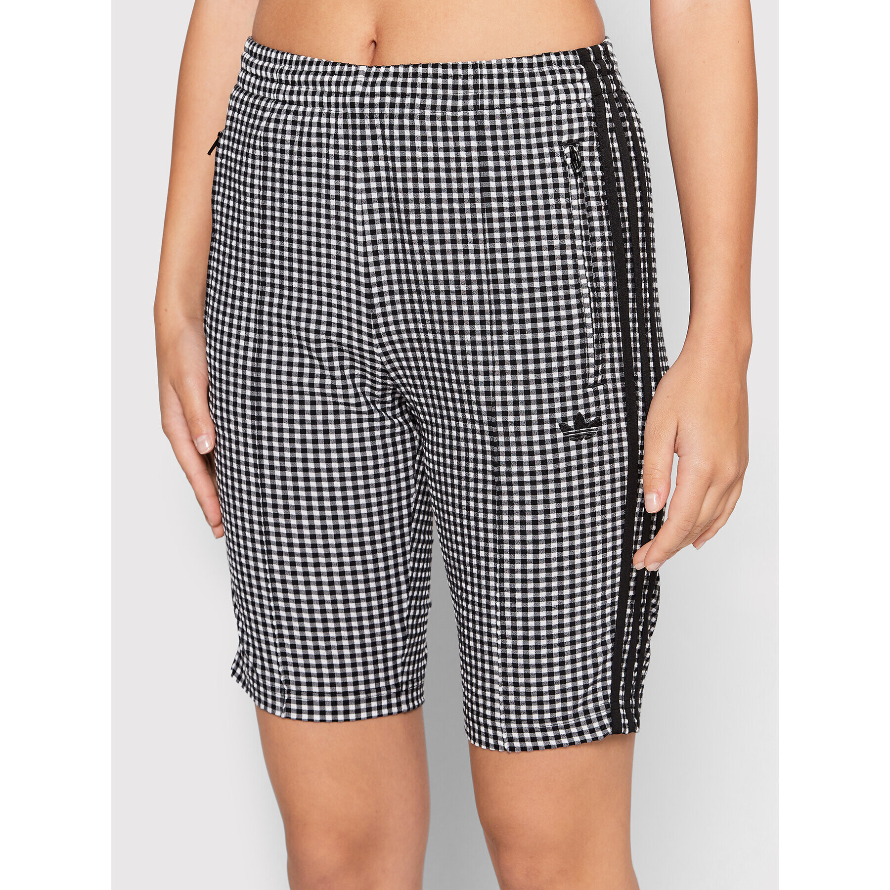 adidas Шорти от плат Gingham HB9452 Черен Regular Fit - Pepit.bg