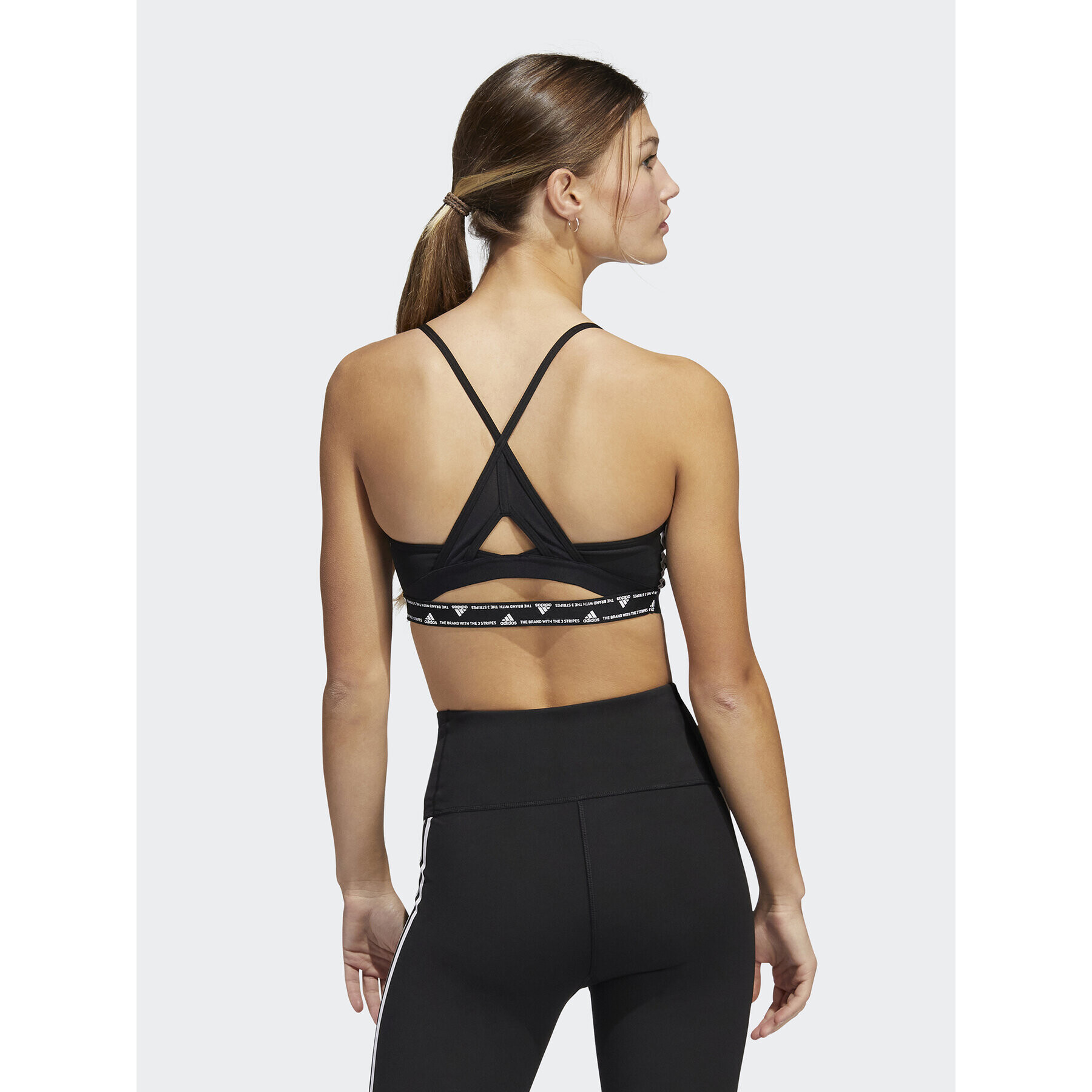 adidas Спортен сутиен Aeroreact Training Light-Support 3-Stripes Bra HC7862 Черен - Pepit.bg