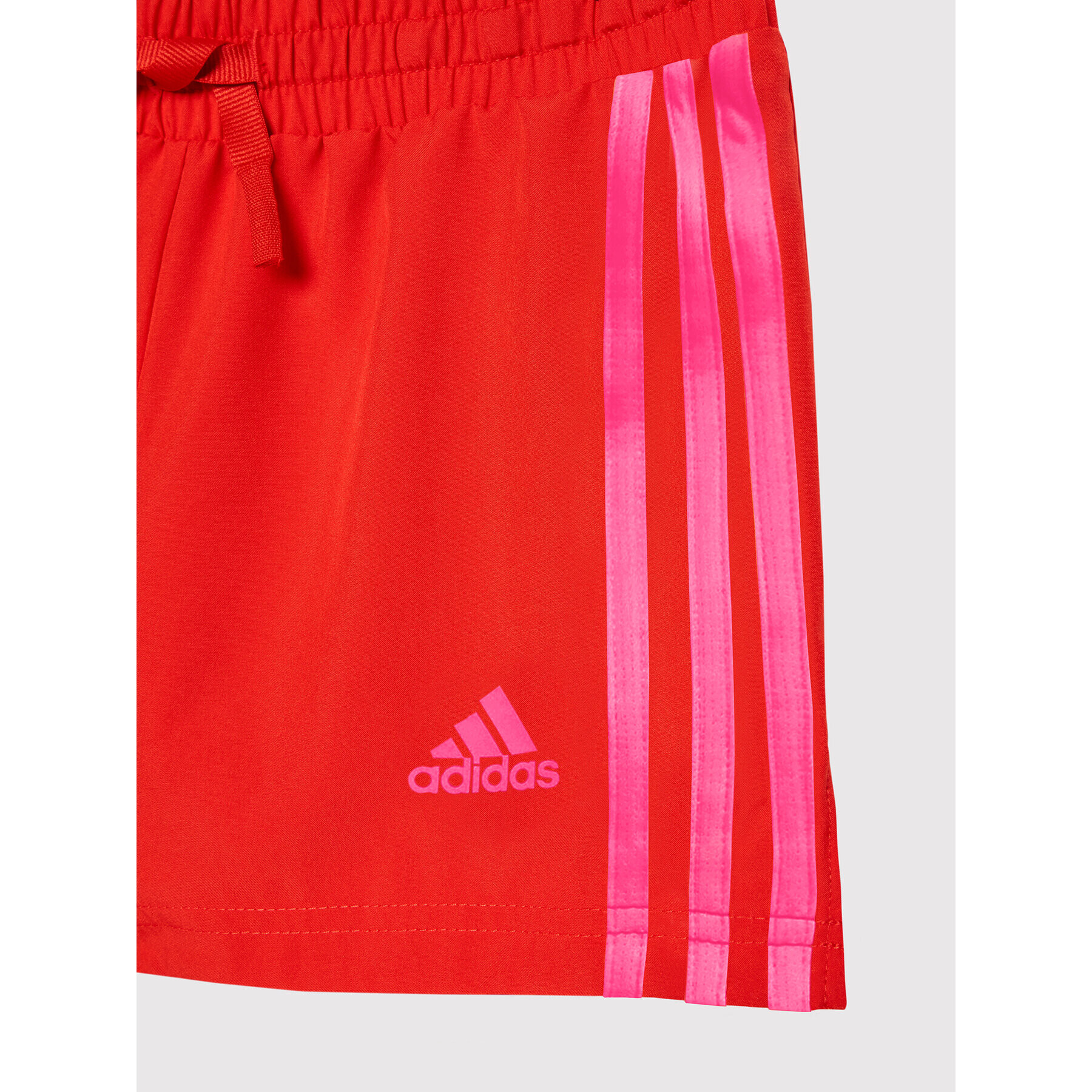 adidas Спортни шорти 3 Stripes HE2014 Червен Regular Fit - Pepit.bg