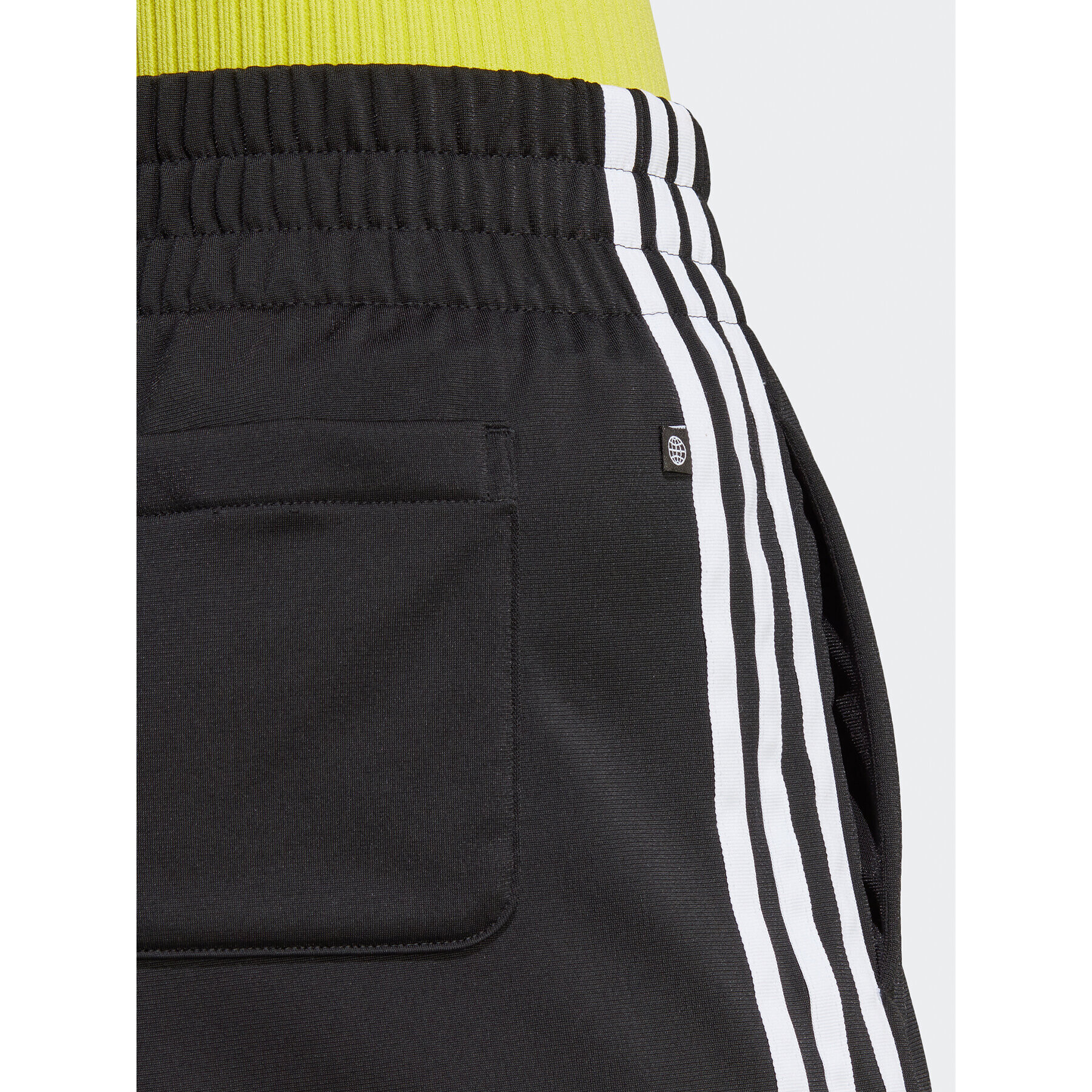 adidas Спортни шорти 3-Stripes IB7426 Черен Regular Fit - Pepit.bg