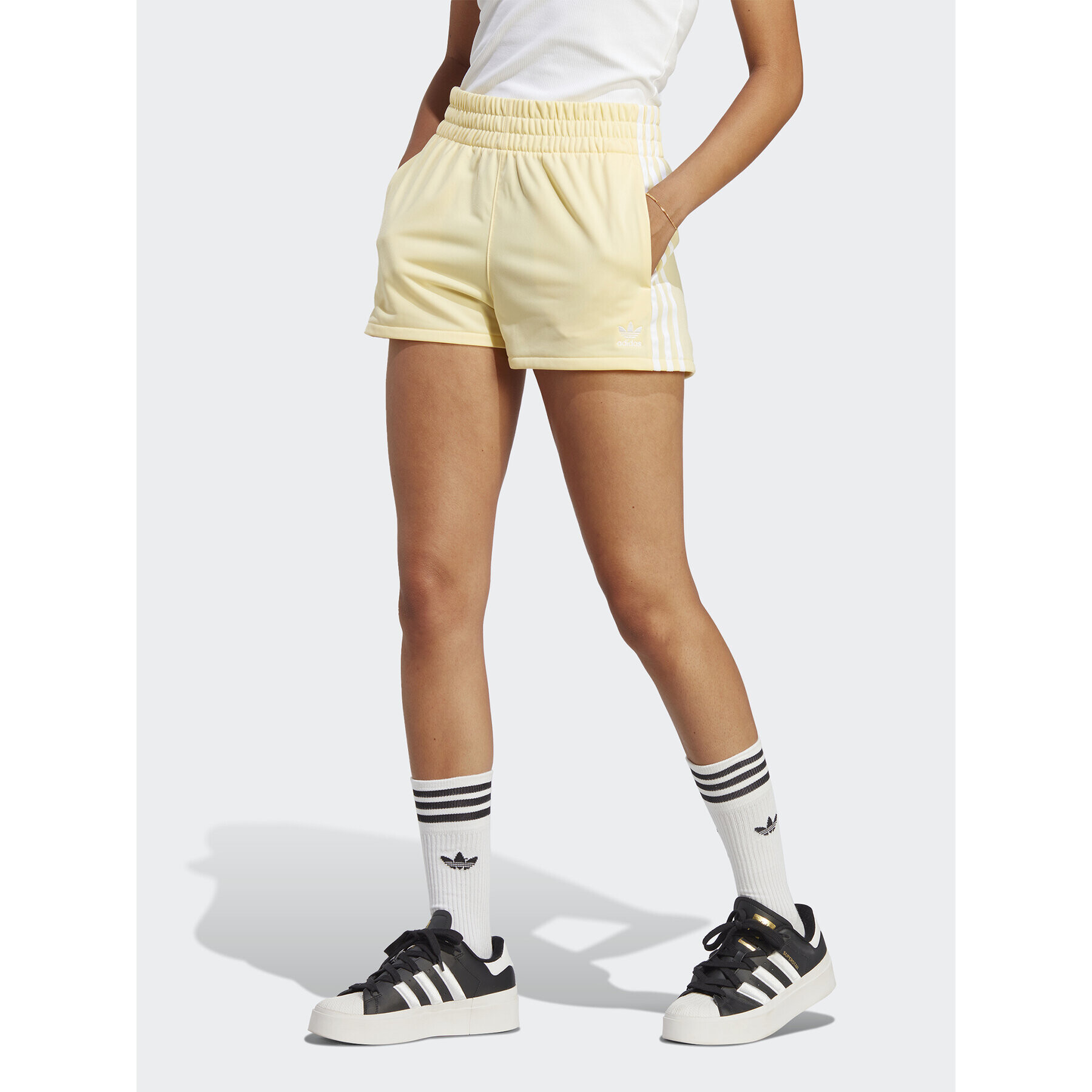 adidas Спортни шорти 3-Stripes Shorts IB7425 Жълт Regular Fit - Pepit.bg