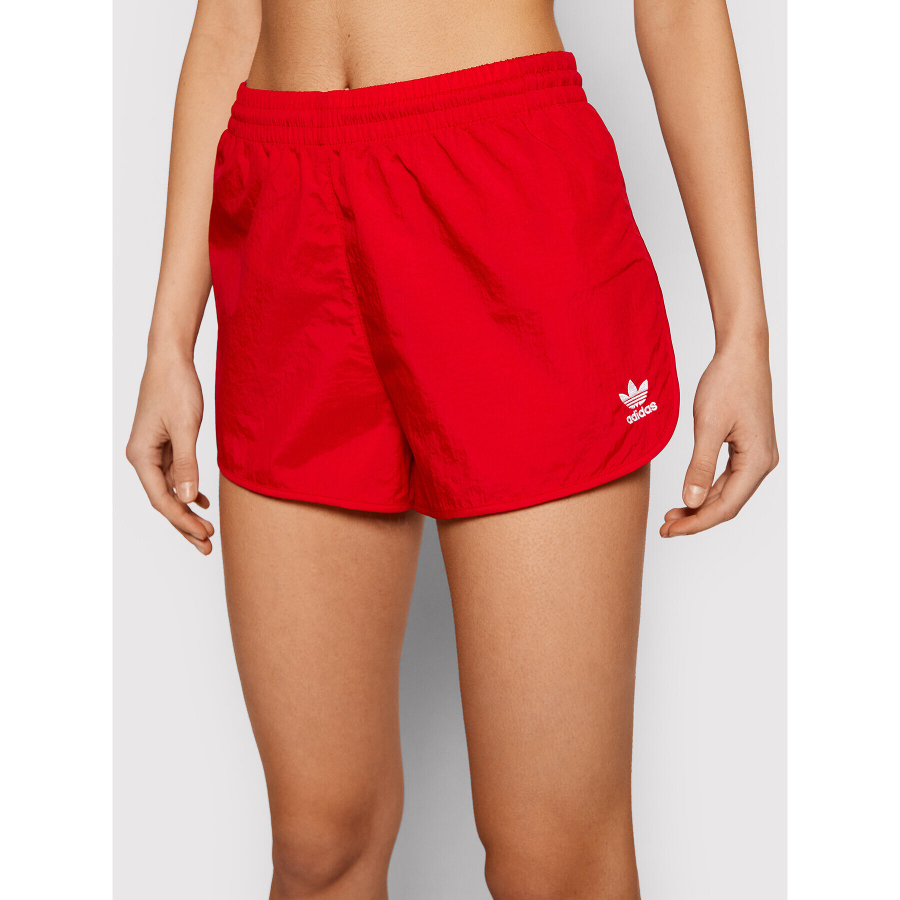 adidas Спортни шорти adicolor 3Str GN2886 Червен Regular Fit - Pepit.bg