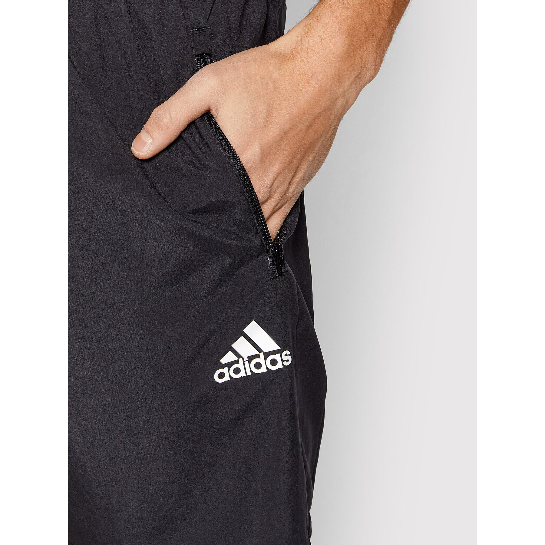 adidas Спортни шорти Aeroready Designed 2 Move GT8161 Черен Regular Fit - Pepit.bg