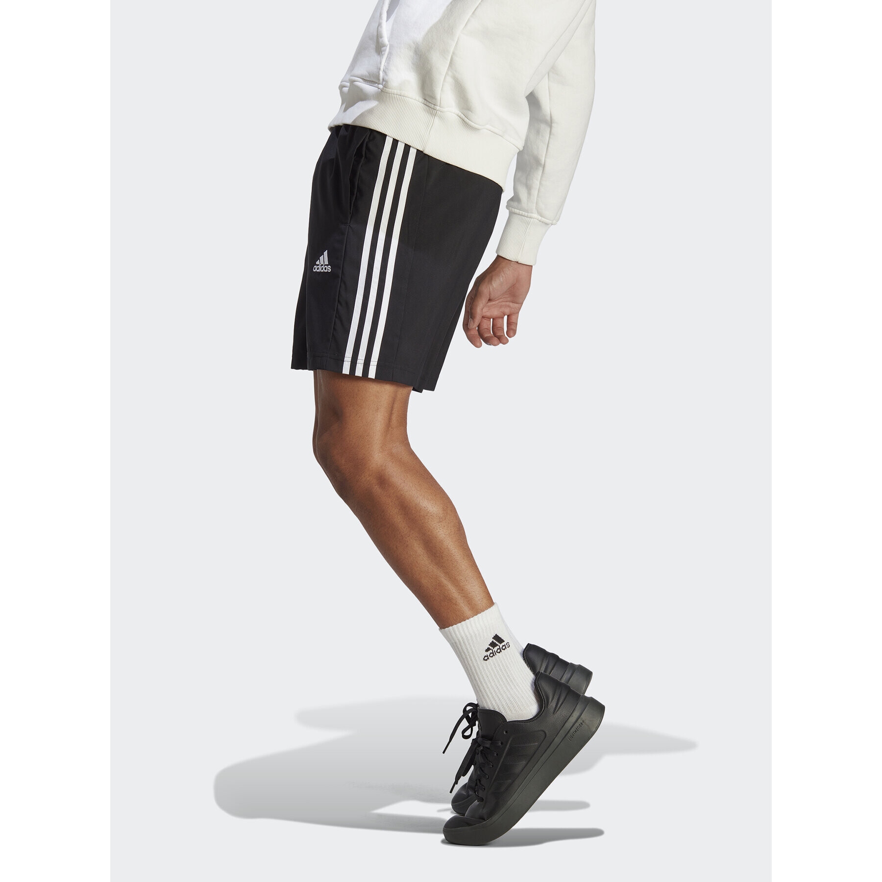 adidas Спортни шорти AEROREADY Essentials Chelsea 3-Stripes Shorts IC1484 Черен Regular Fit - Pepit.bg