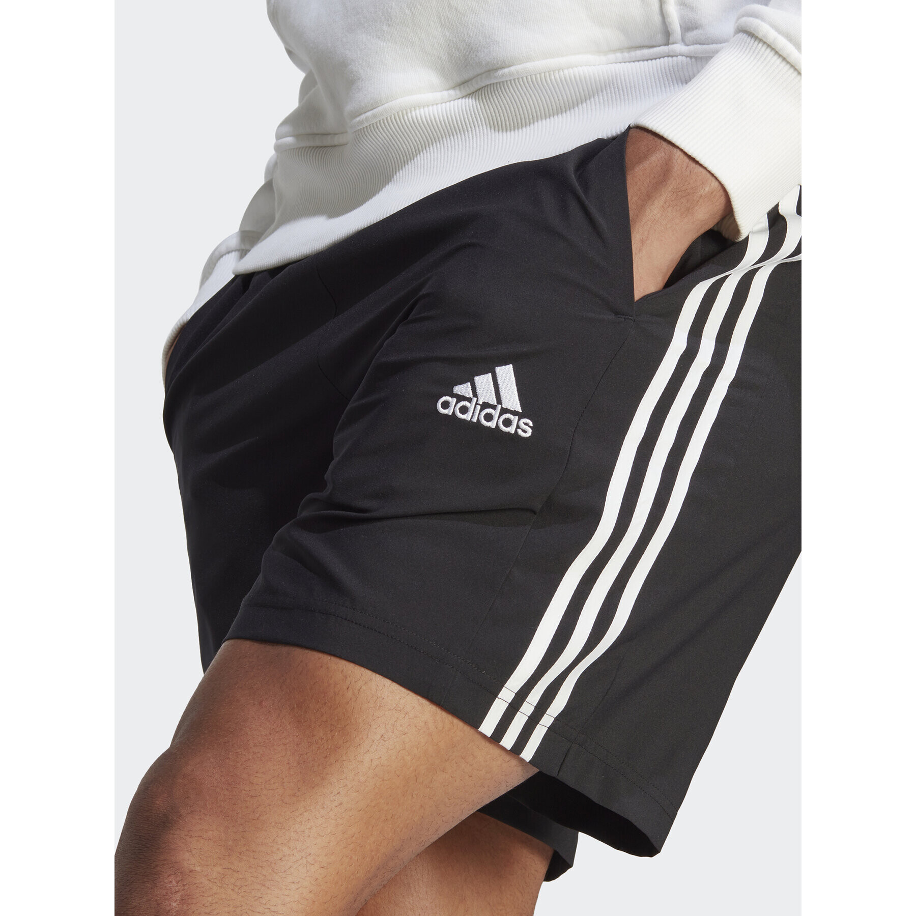 adidas Спортни шорти AEROREADY Essentials Chelsea 3-Stripes Shorts IC1484 Черен Regular Fit - Pepit.bg