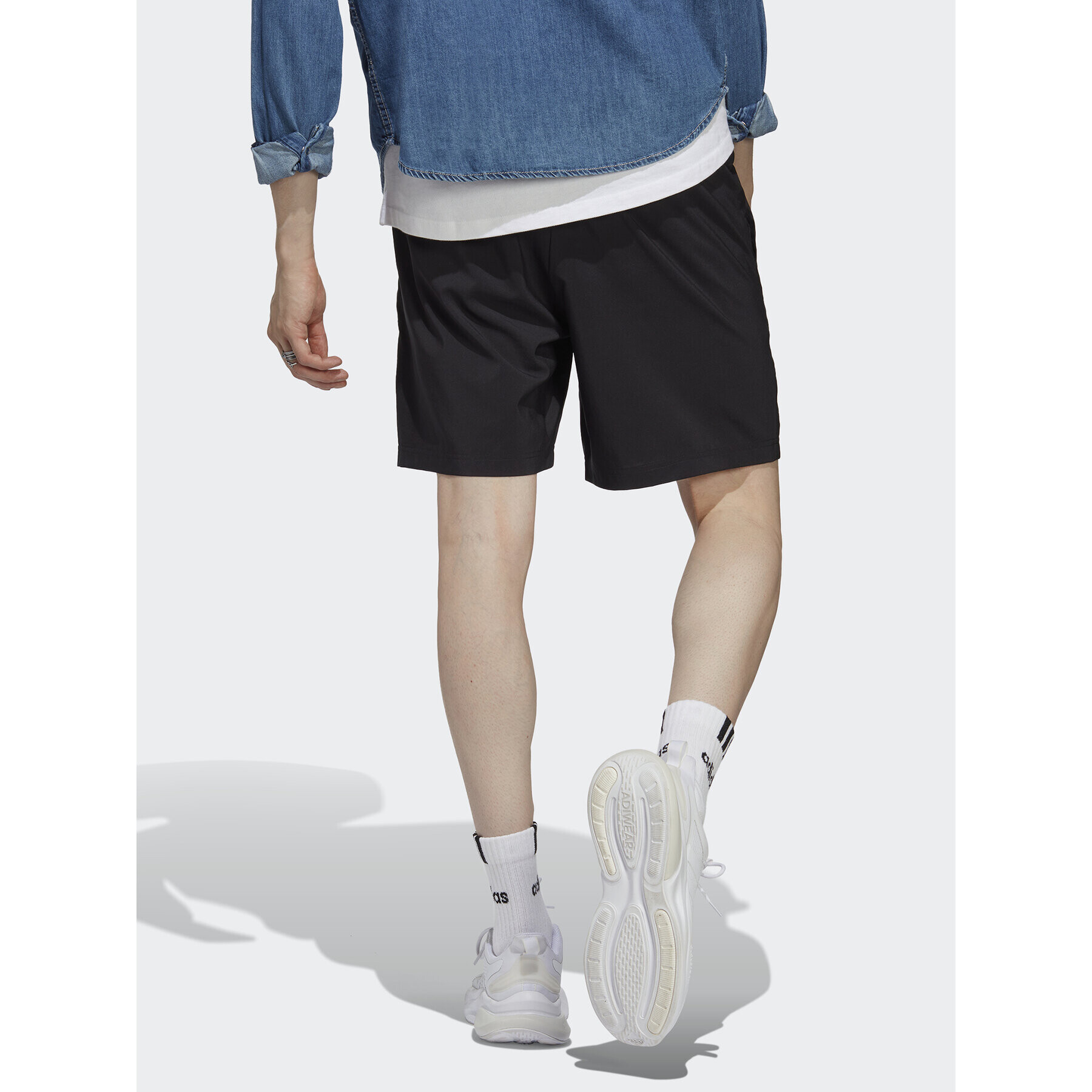 adidas Спортни шорти AEROREADY Essentials Chelsea Small Logo Shorts IC9392 Черен Regular Fit - Pepit.bg