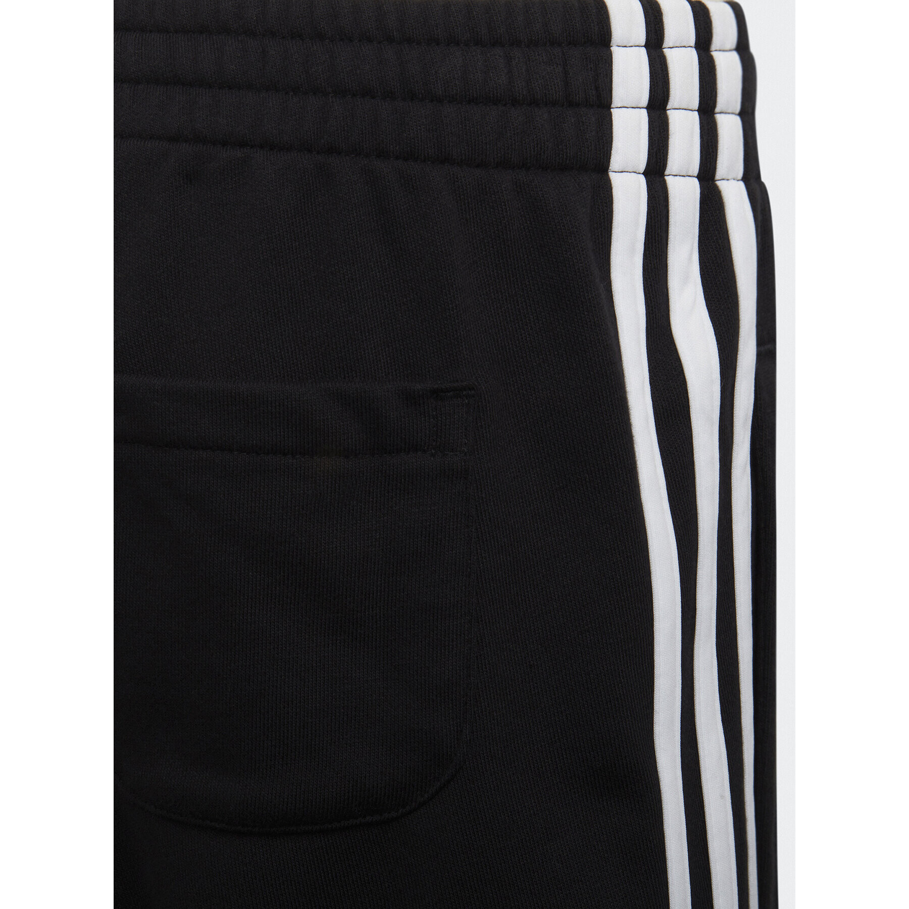 adidas Спортни шорти Essentials 3-Stripes Shorts H65791 Черен Regular Fit - Pepit.bg