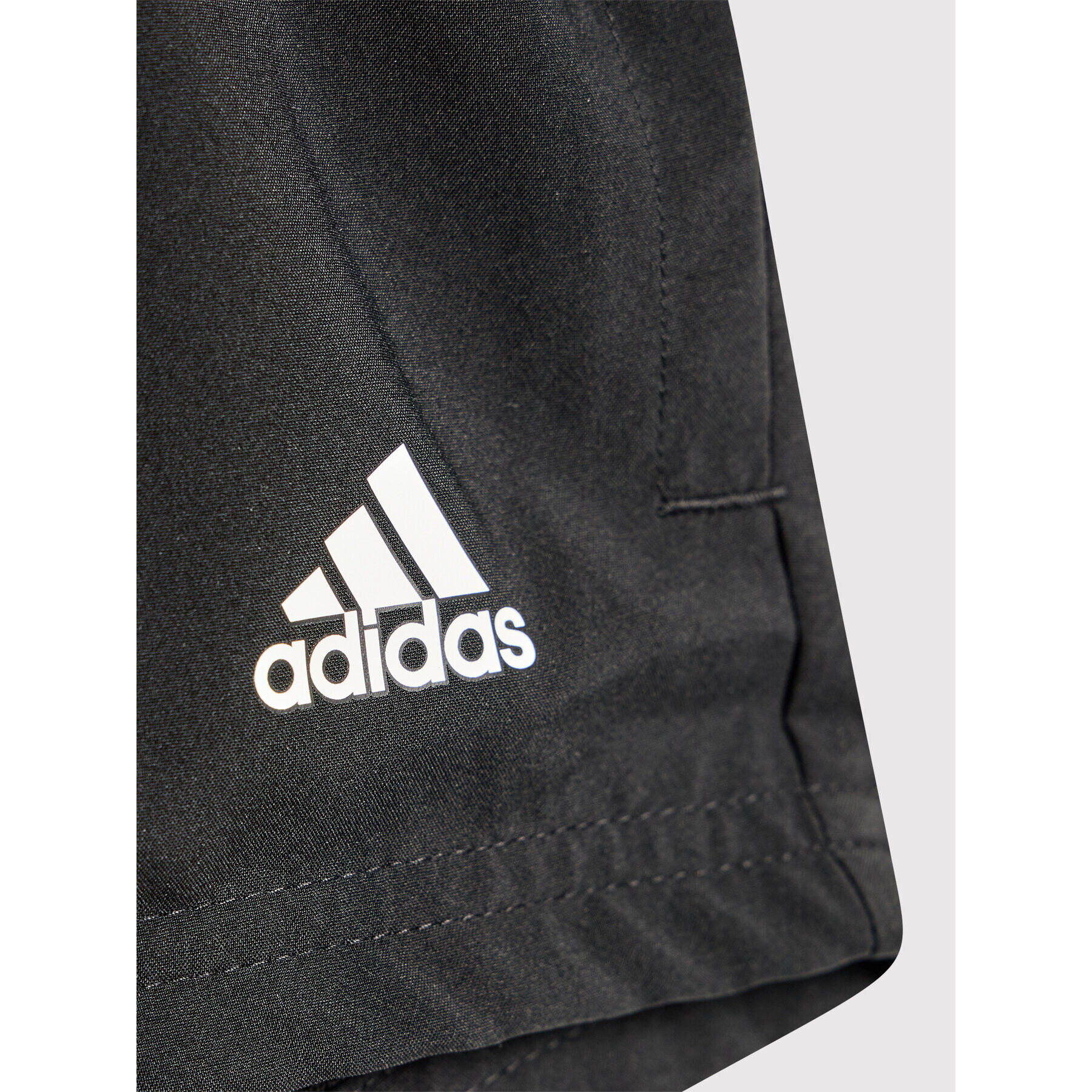 adidas Спортни шорти Essentials Chelsea GN4097 Черен Regular Fit - Pepit.bg