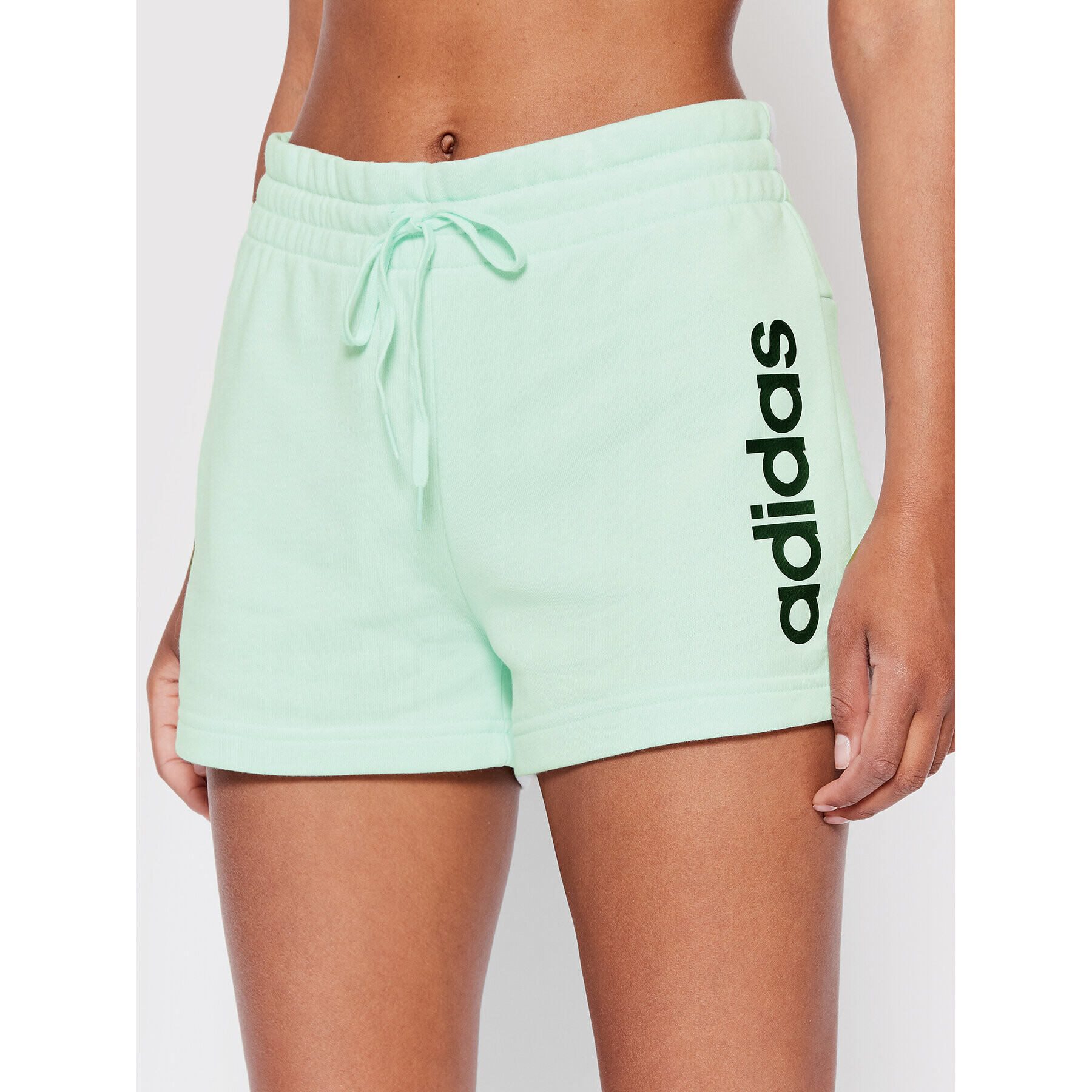 adidas Performance Спортни шорти Essentials HE9363 Зелен Slim Fit - Pepit.bg