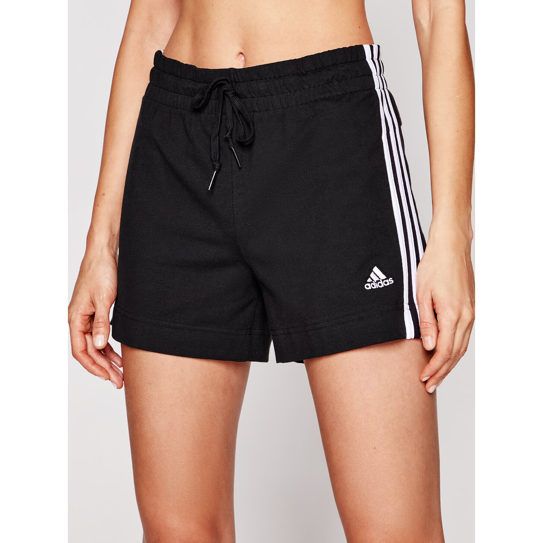 adidas Спортни шорти Essentials Slim 3-Stripes GM5523 Черен Slim Fit - Pepit.bg