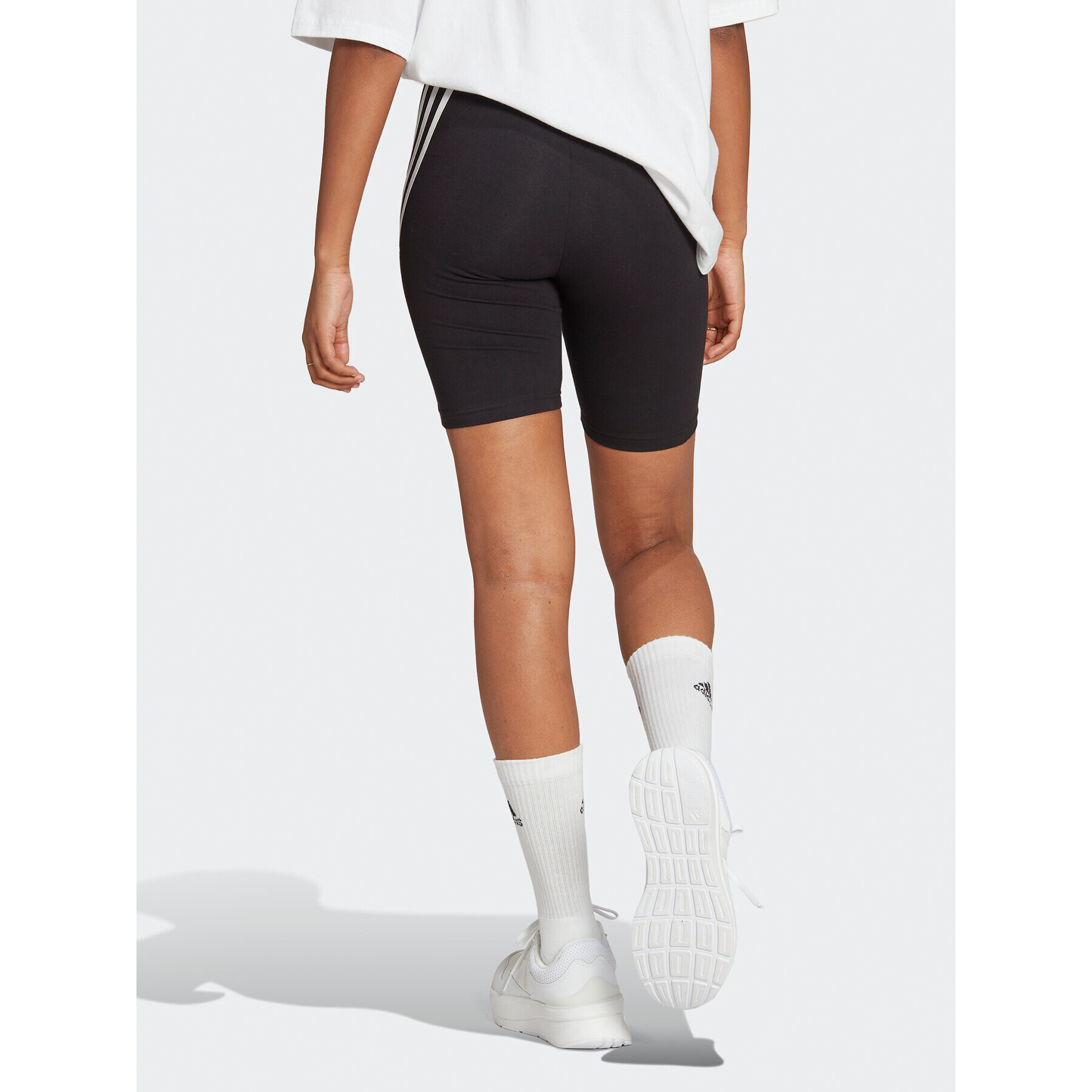 adidas Спортни шорти Future Icons 3-Stripes Bike Shorts HT4718 Черен Slim Fit - Pepit.bg