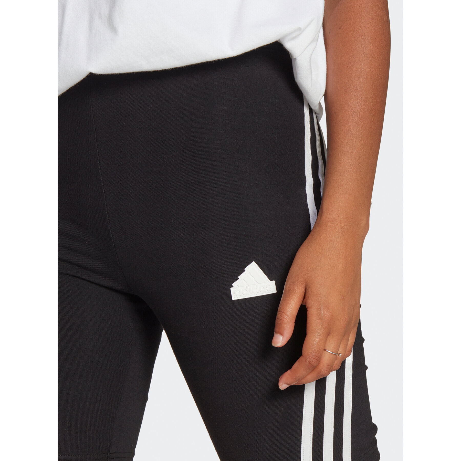 adidas Спортни шорти Future Icons 3-Stripes Bike Shorts HT4718 Черен Slim Fit - Pepit.bg