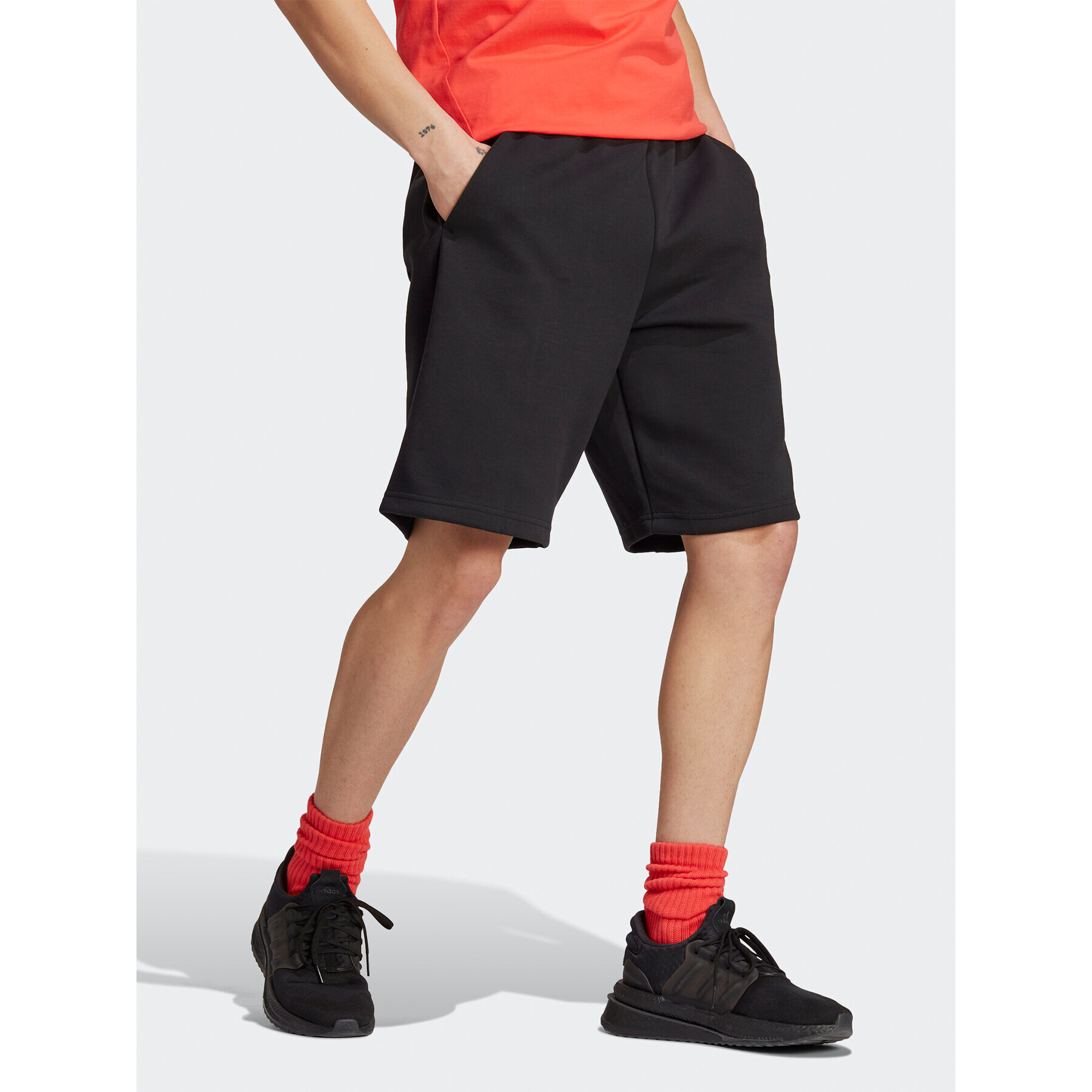 adidas Спортни шорти Future Icons Badge of Sport Shorts IC6730 Черен Regular Fit - Pepit.bg