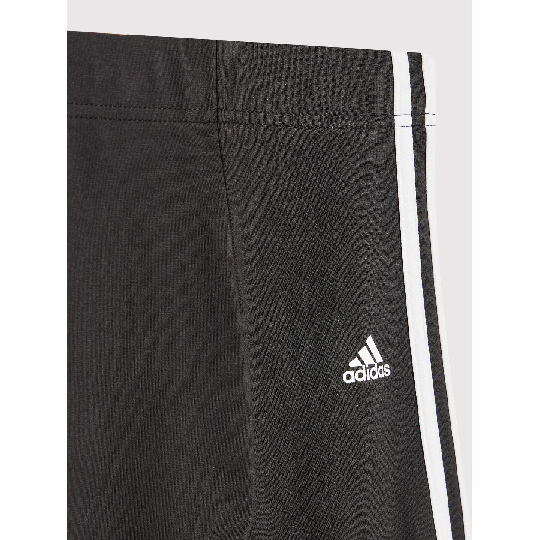 adidas Спортни шорти GN4090 Черен Tright Fit - Pepit.bg