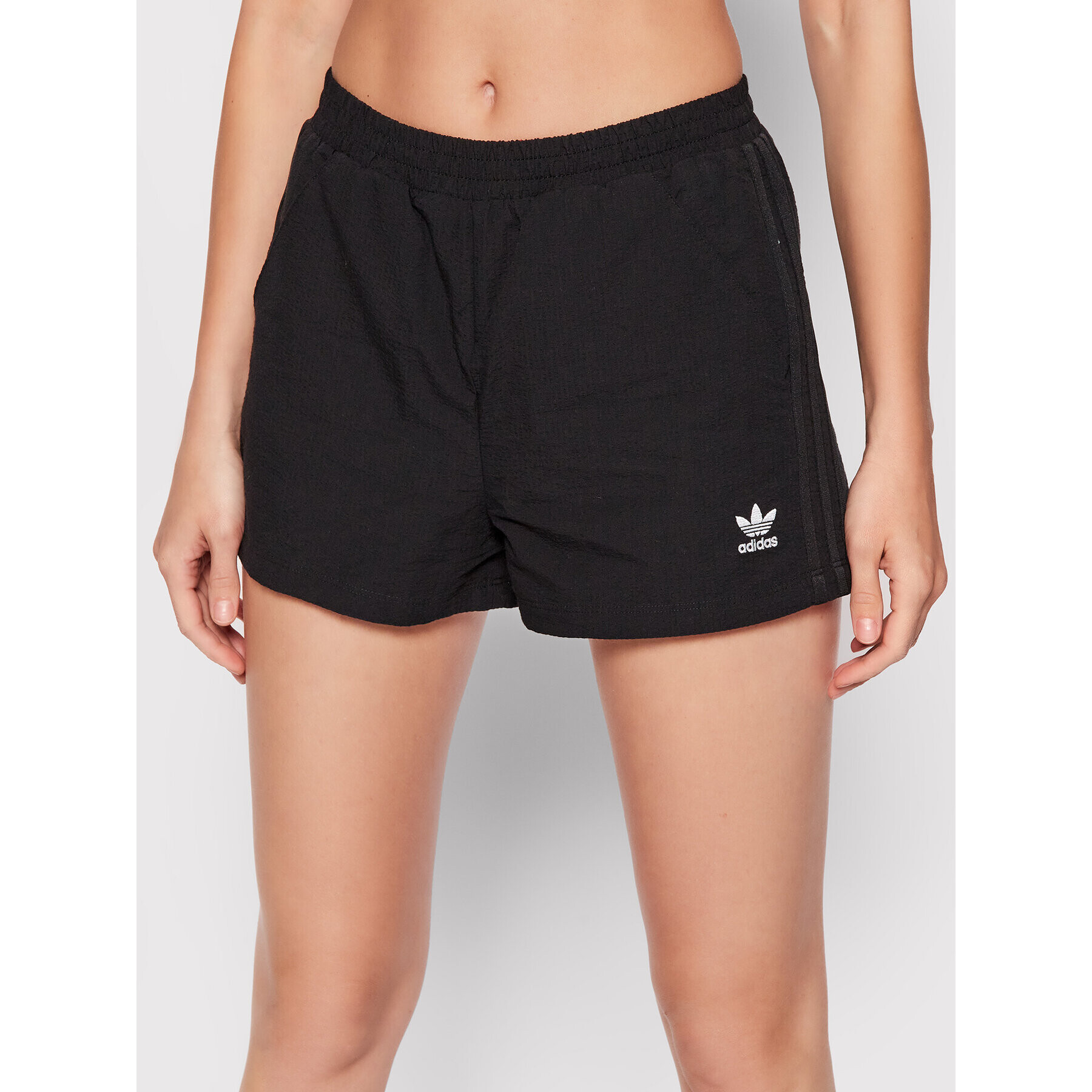 adidas Спортни шорти HC2045 Черен Regular Fit - Pepit.bg