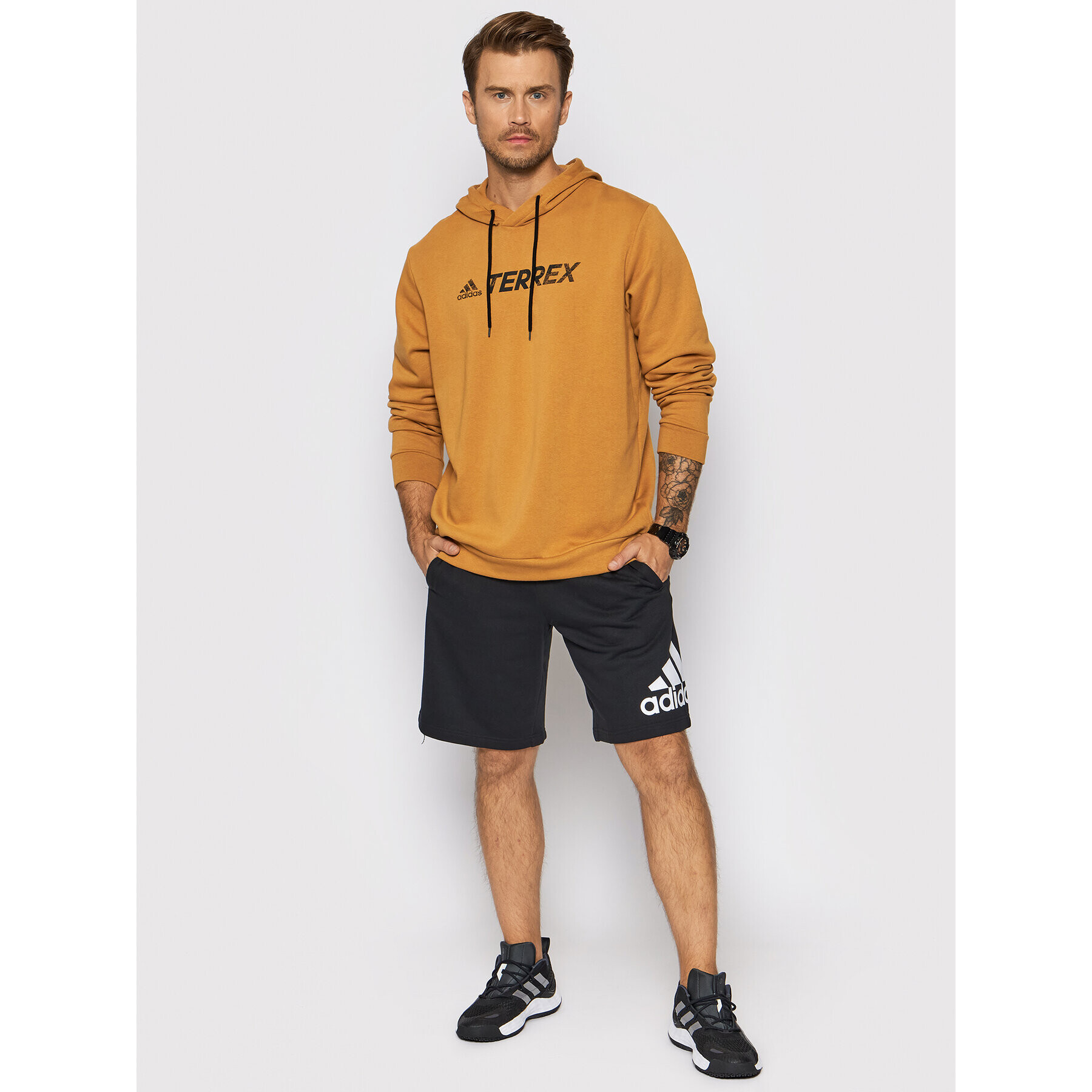 adidas Performance Спортни шорти Loungewear Must Haves Badge Of Sport DX7662 Черен Regular Fit - Pepit.bg