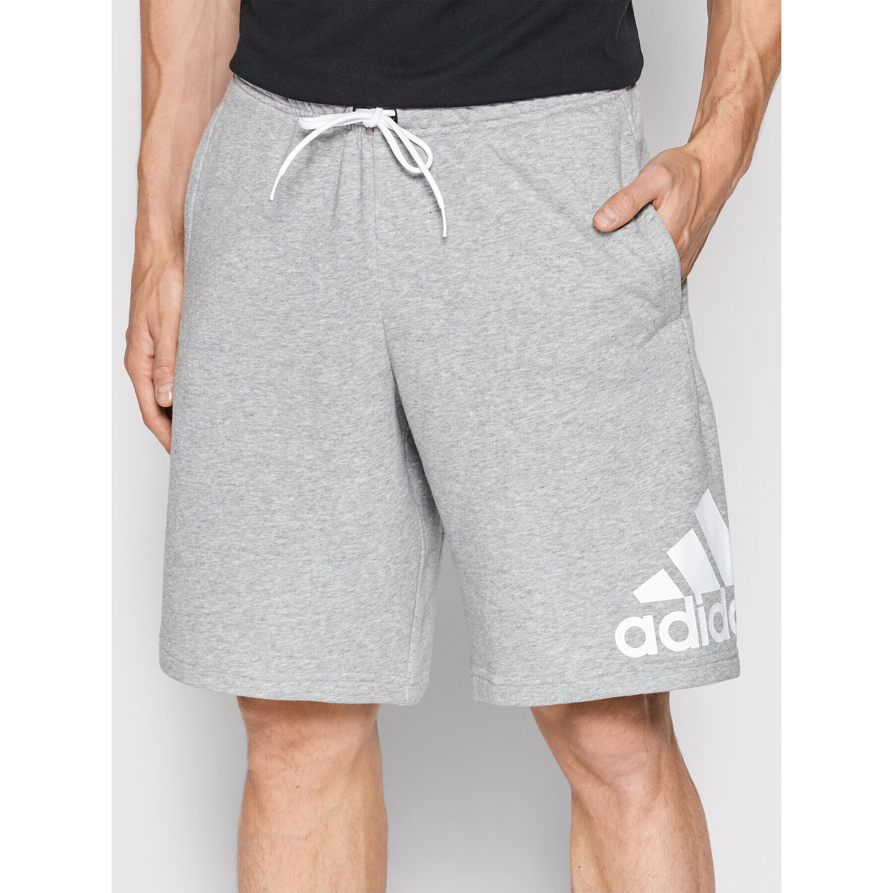 adidas Спортни шорти Loungewear Must Haves Badge Of Sport EB5260 Сив Regular Fit - Pepit.bg