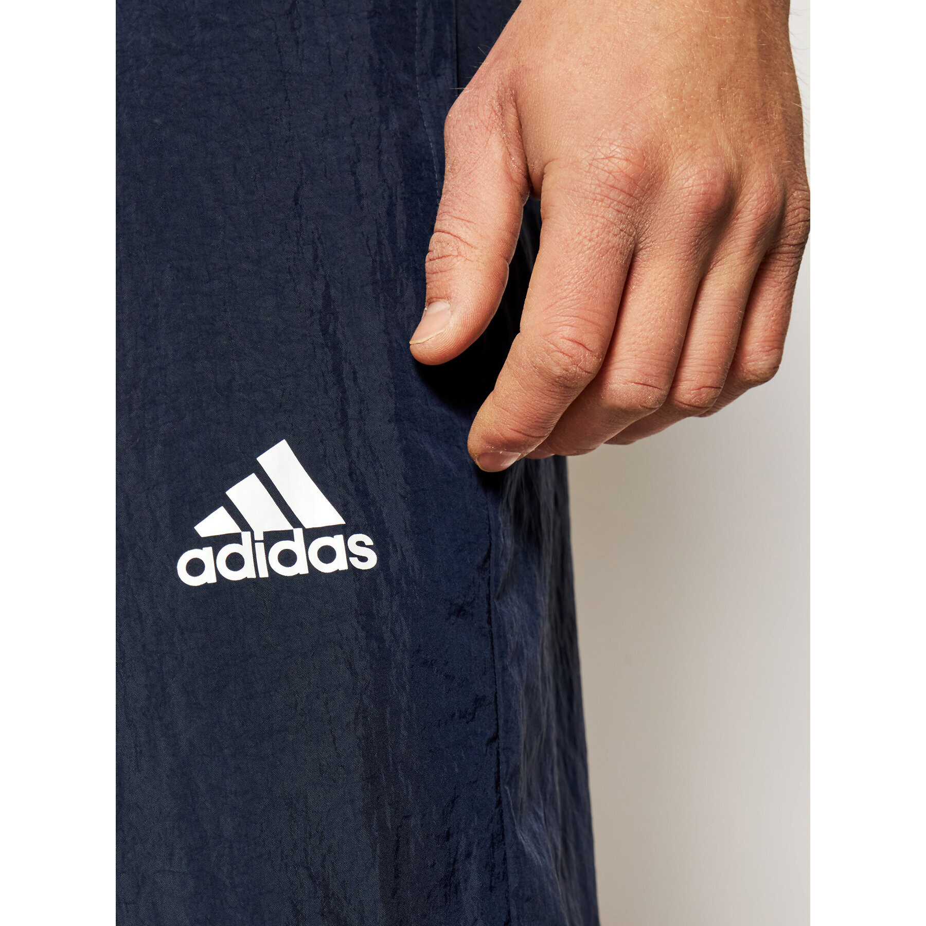 adidas Спортни шорти M Favs Q2 Sho GK9595 Тъмносин Regular Fit - Pepit.bg