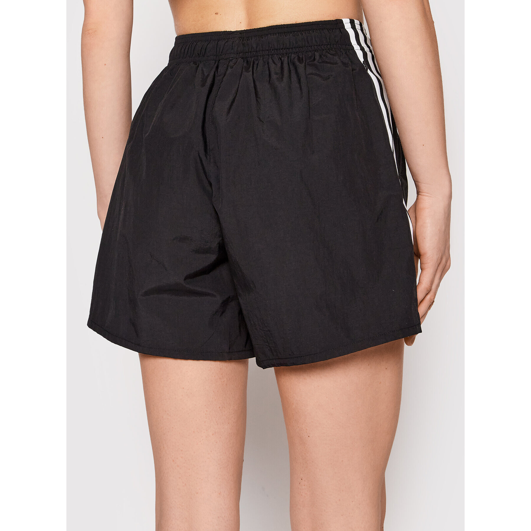 adidas Спортни шорти Originals FM2595 Черен Regular Fit - Pepit.bg