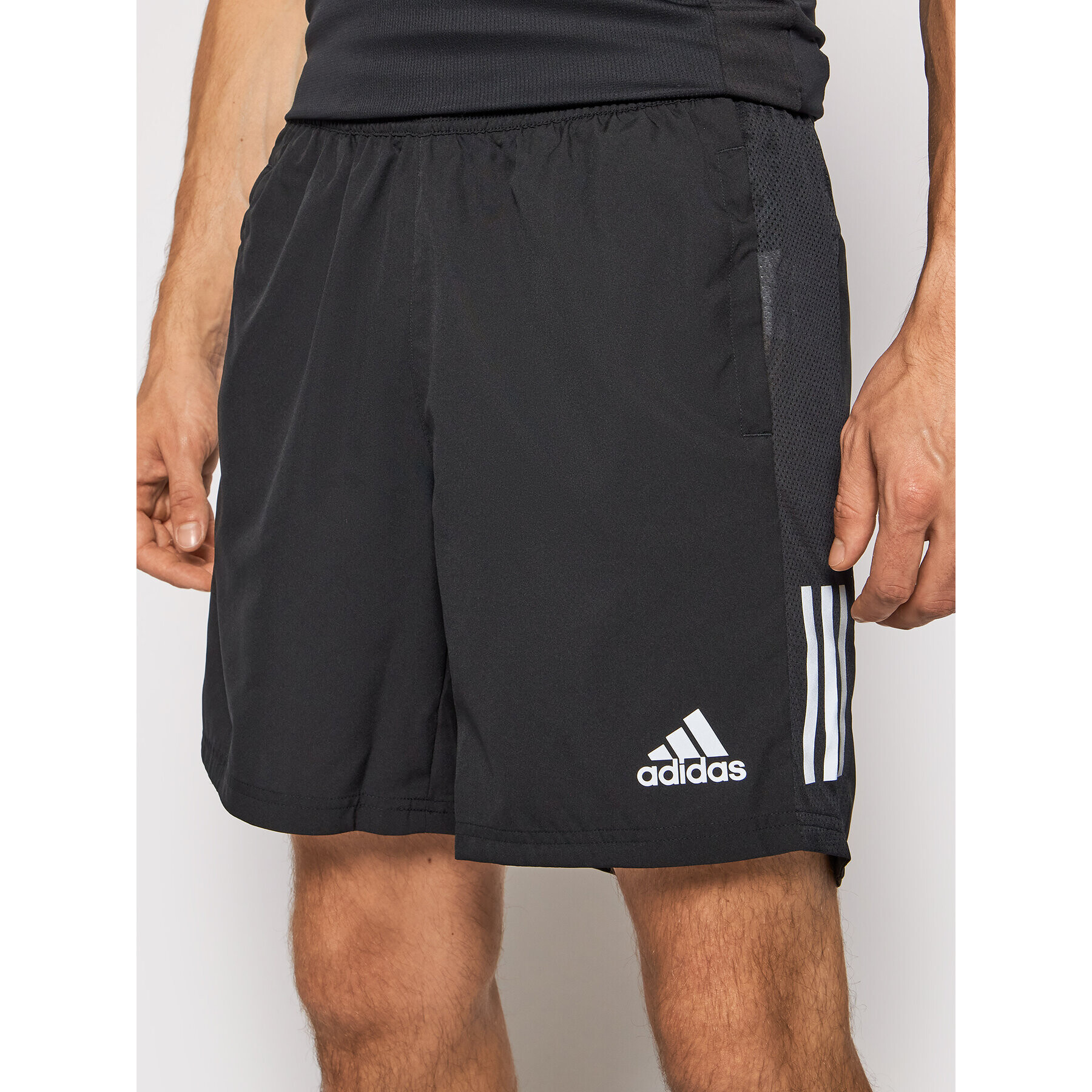 adidas Спортни шорти Own The Run FS9807 Черен Regular Fit - Pepit.bg