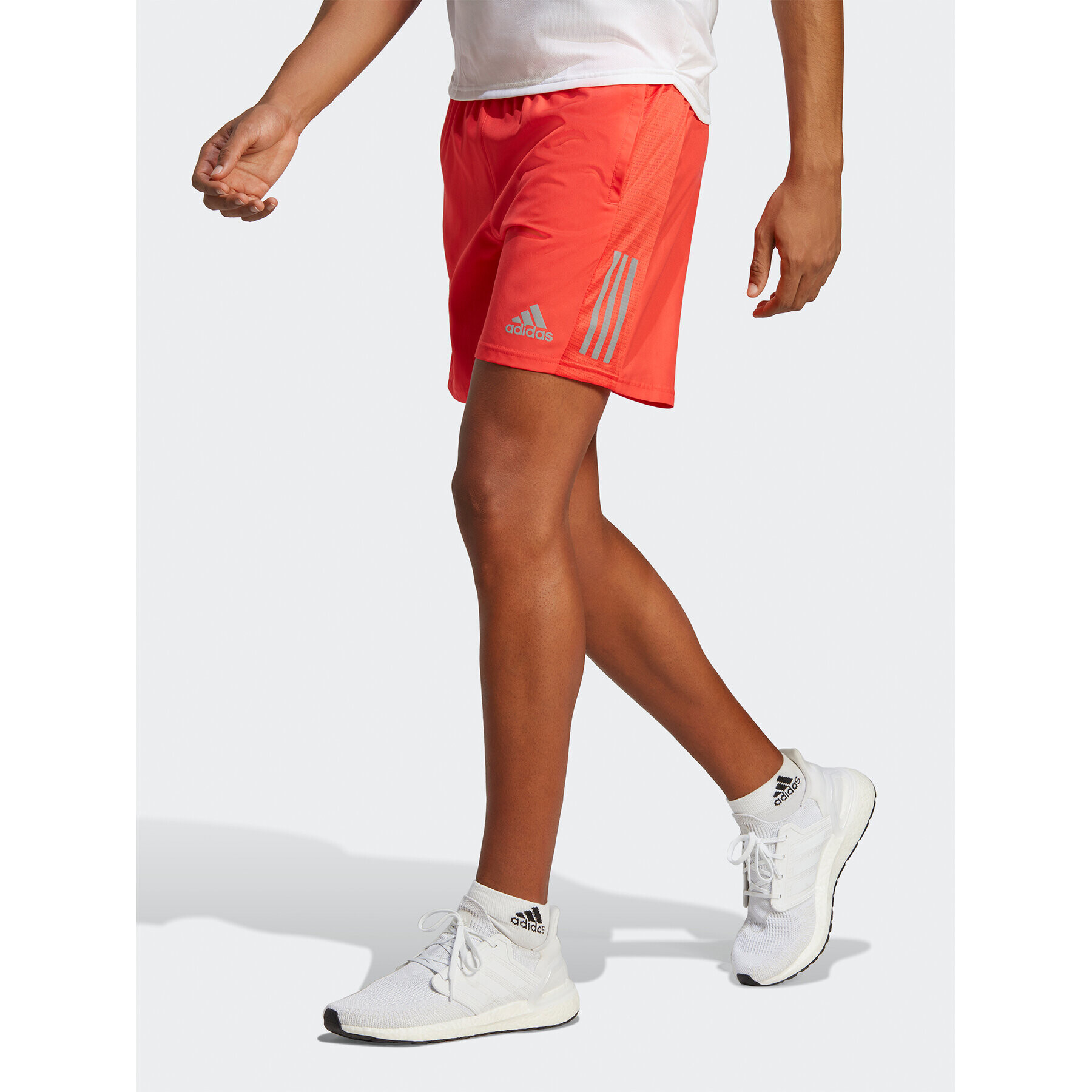 adidas Спортни шорти Own the Run Shorts IC7633 Червен Regular Fit - Pepit.bg