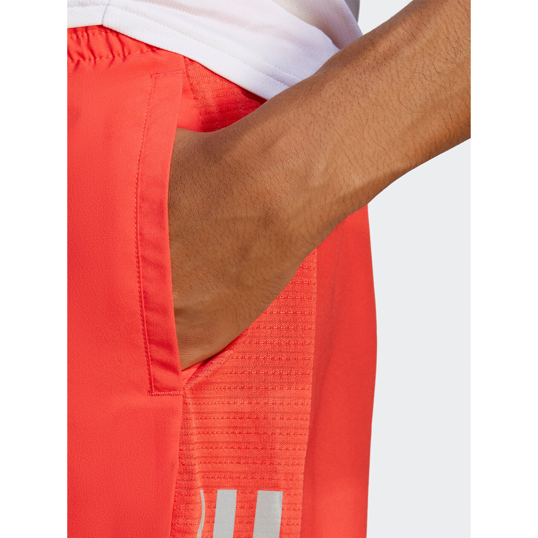 adidas Спортни шорти Own the Run Shorts IC7633 Червен Regular Fit - Pepit.bg