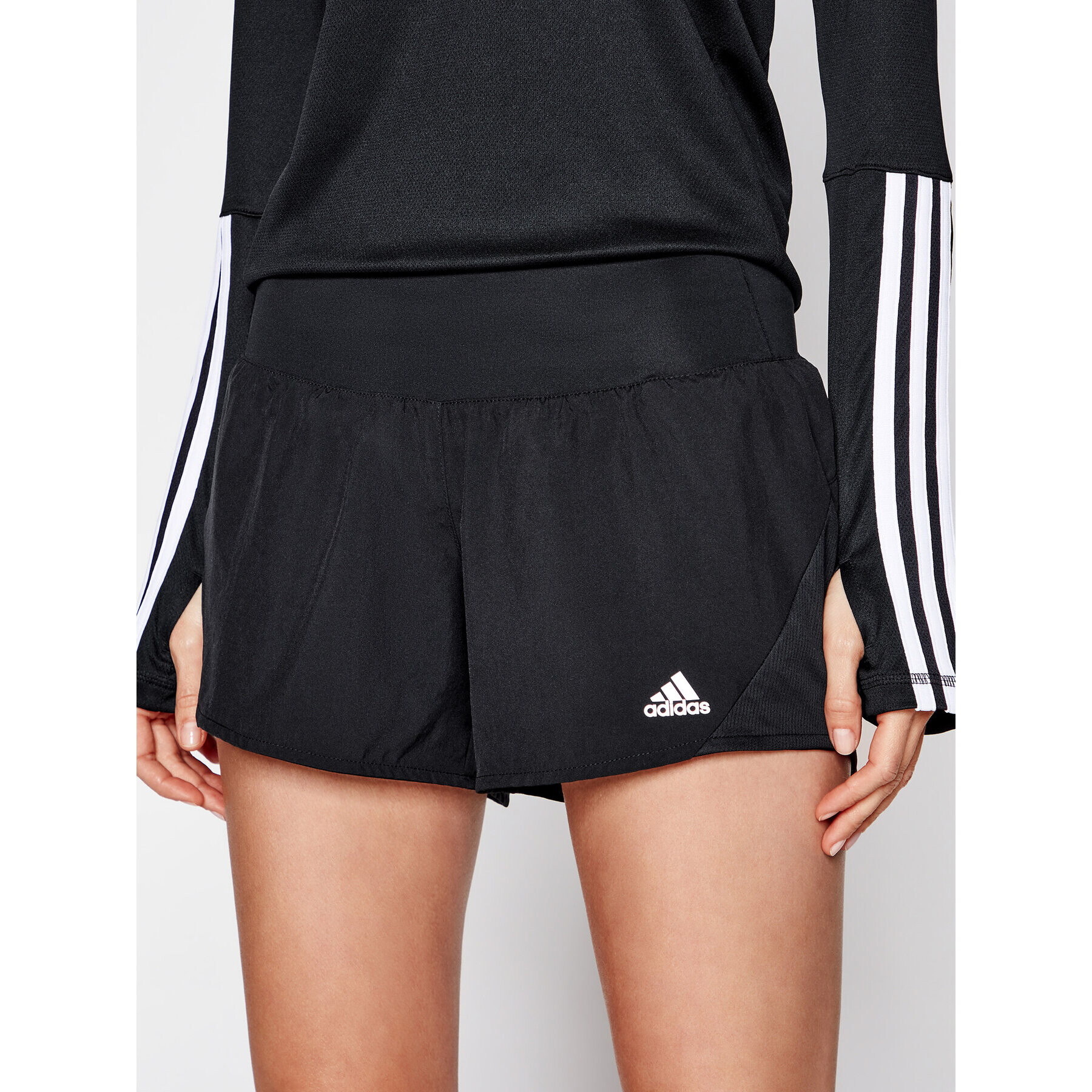 adidas Спортни шорти Run It 3-Stripes FP7537 Черен Slim Fit - Pepit.bg