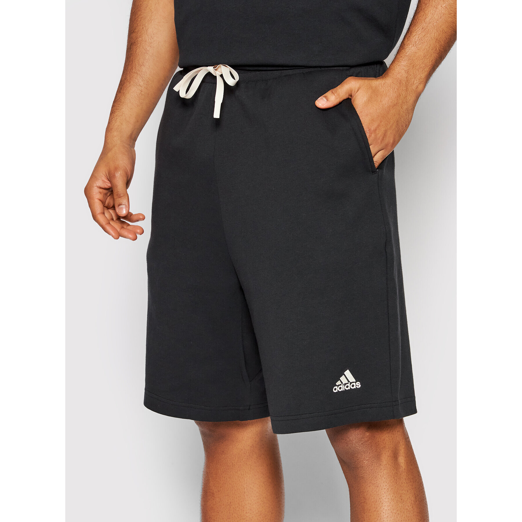 adidas Performance Спортни шорти Studio Lounge HB6590 Черен Regular Fit - Pepit.bg