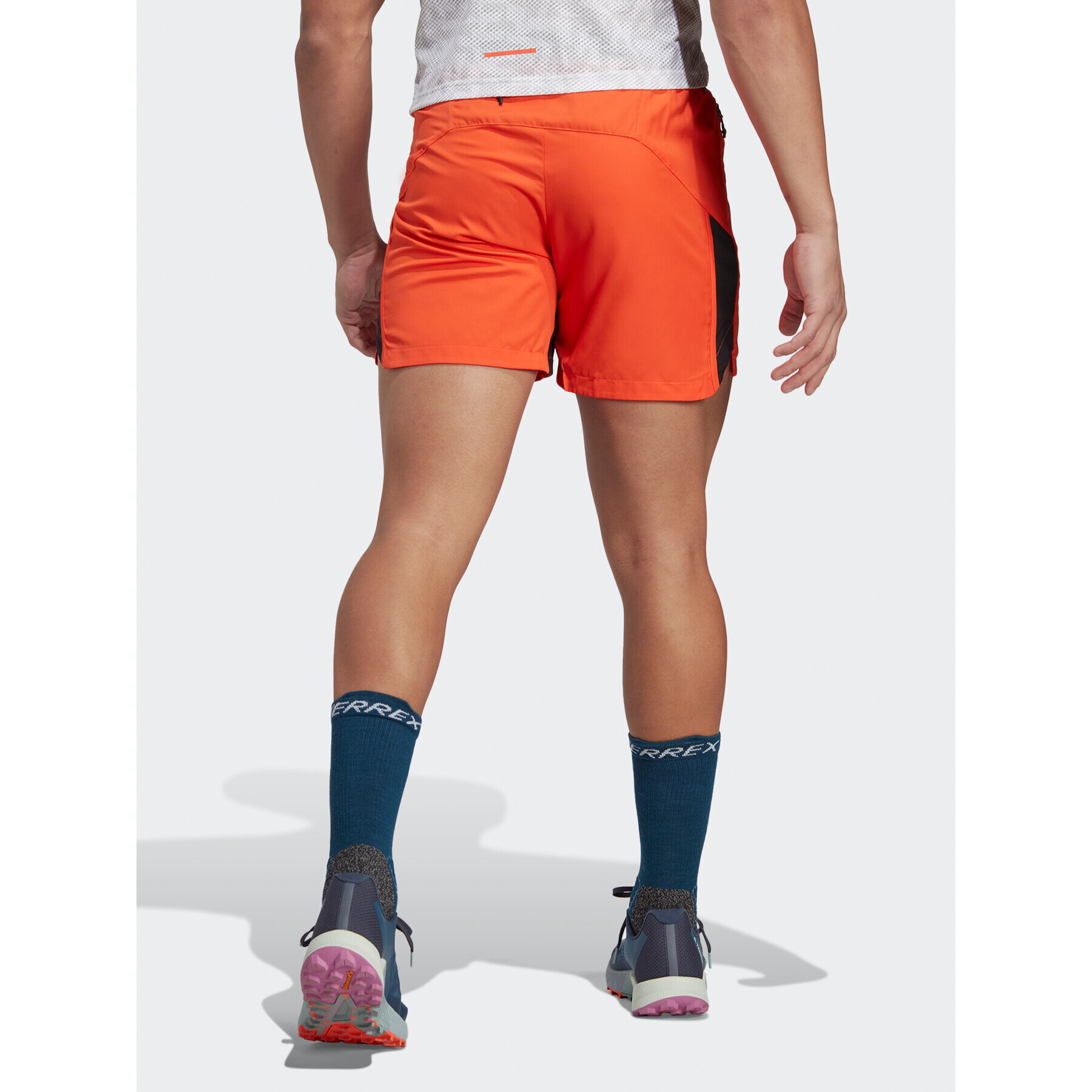 adidas Спортни шорти TERREX TRAIL RUNNING SHORTS HS9551 Оранжев Slim Fit - Pepit.bg