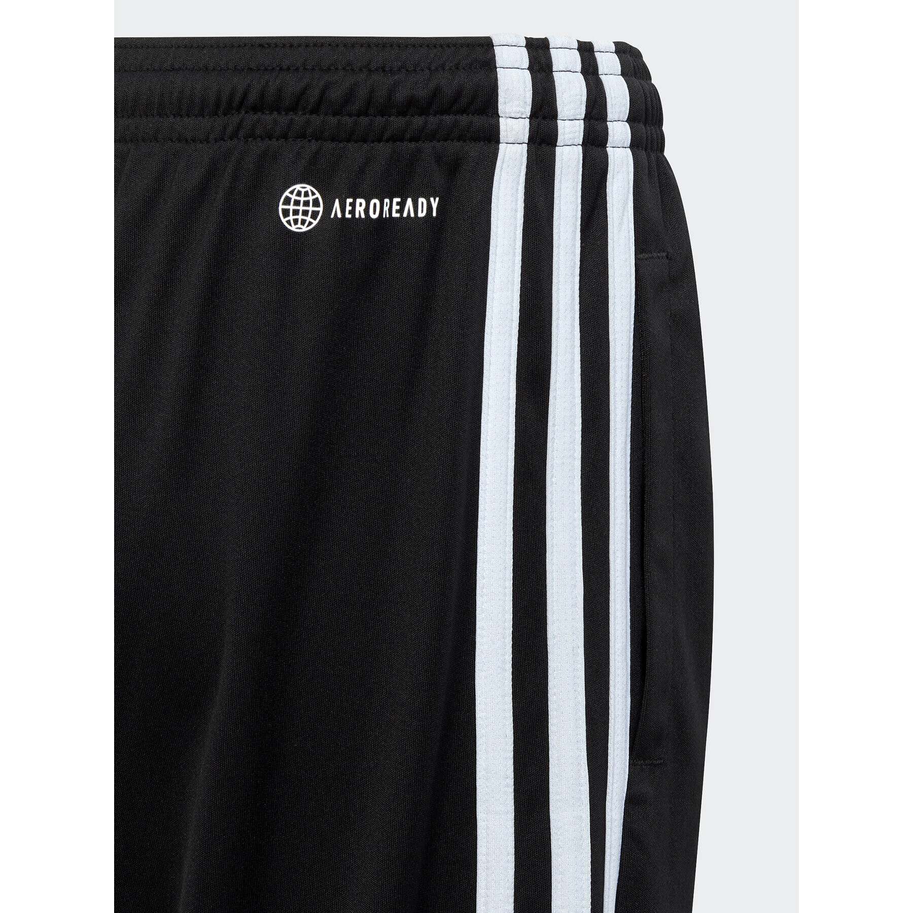 adidas Спортни шорти Train Essentials AEROREADY 3-Stripes Regular-Fit Shorts HS1606 Черен Regular Fit - Pepit.bg