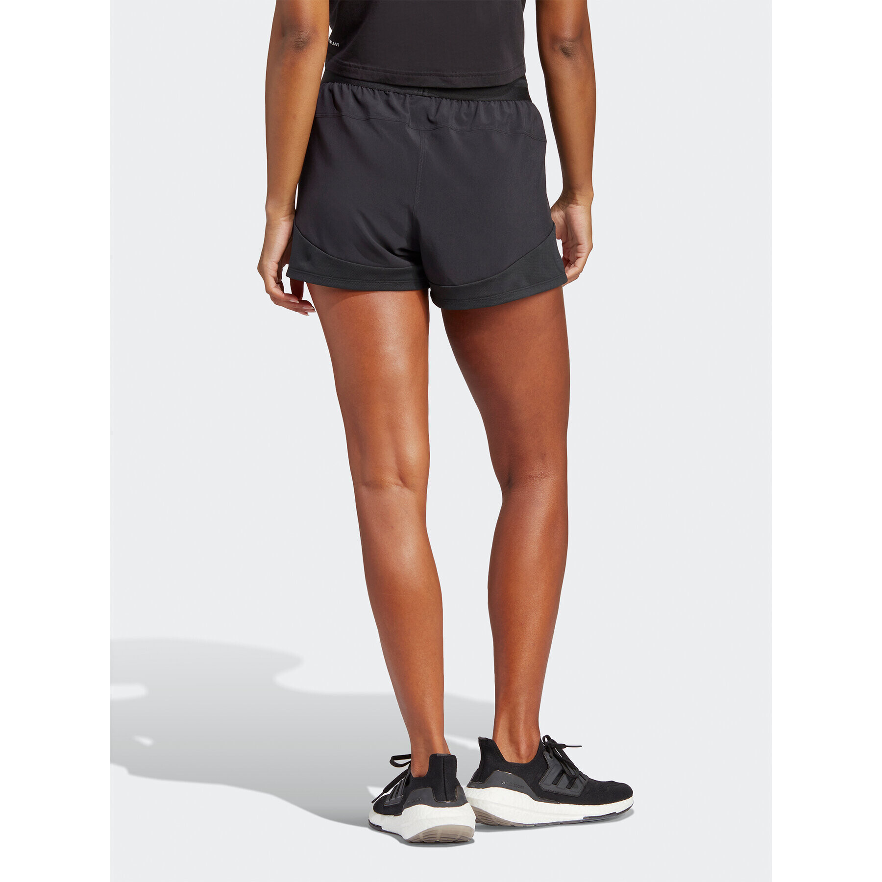 adidas Спортни шорти Training Hyperglam Pacer Shorts IC8061 Черен Regular Fit - Pepit.bg