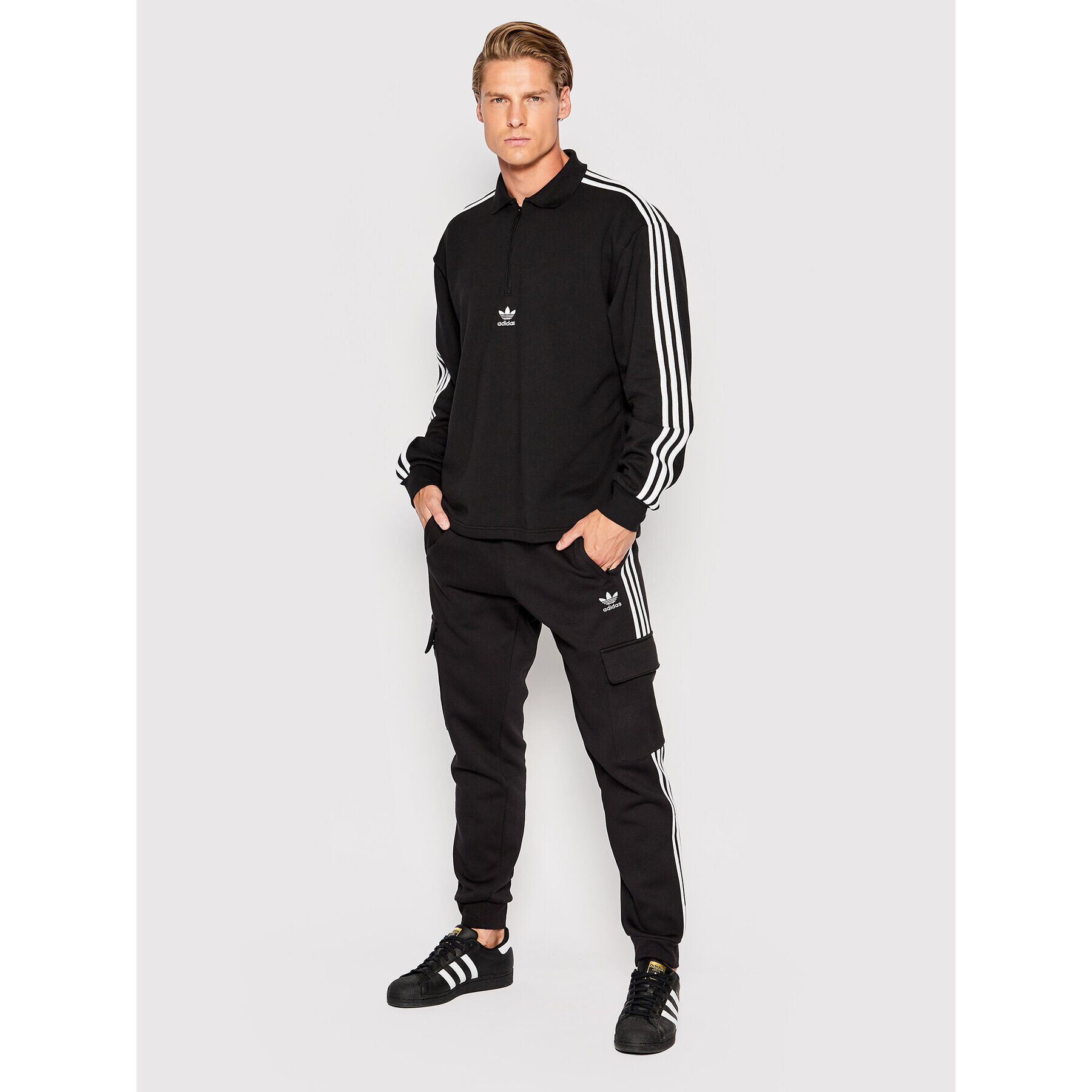 adidas Суитшърт adicolor 3 Stripes HK7425 Черен Relaxed Fit - Pepit.bg