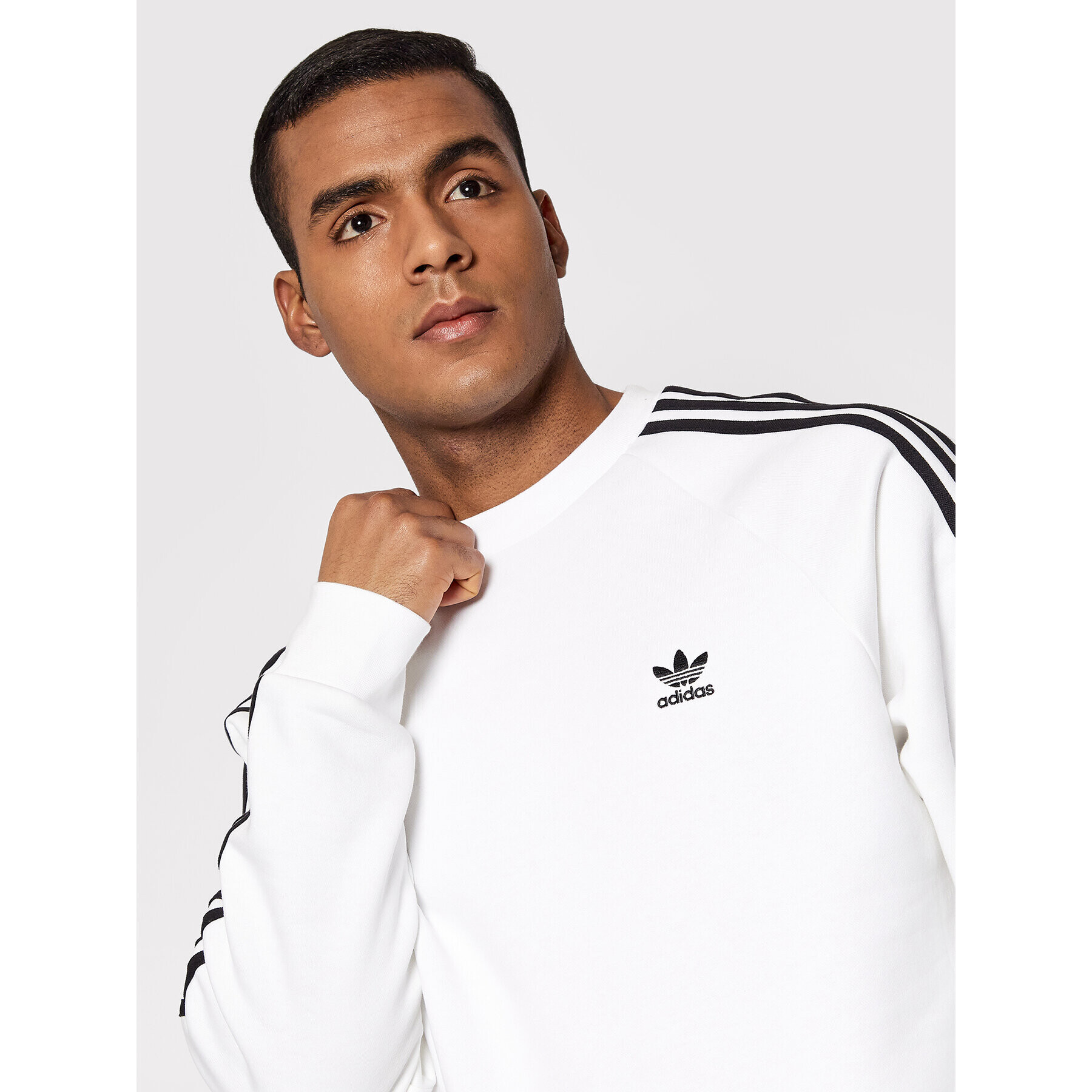 adidas Суитшърт adicolor Classics 3-Stripes Crew HE9483 Бял Regular Fit - Pepit.bg