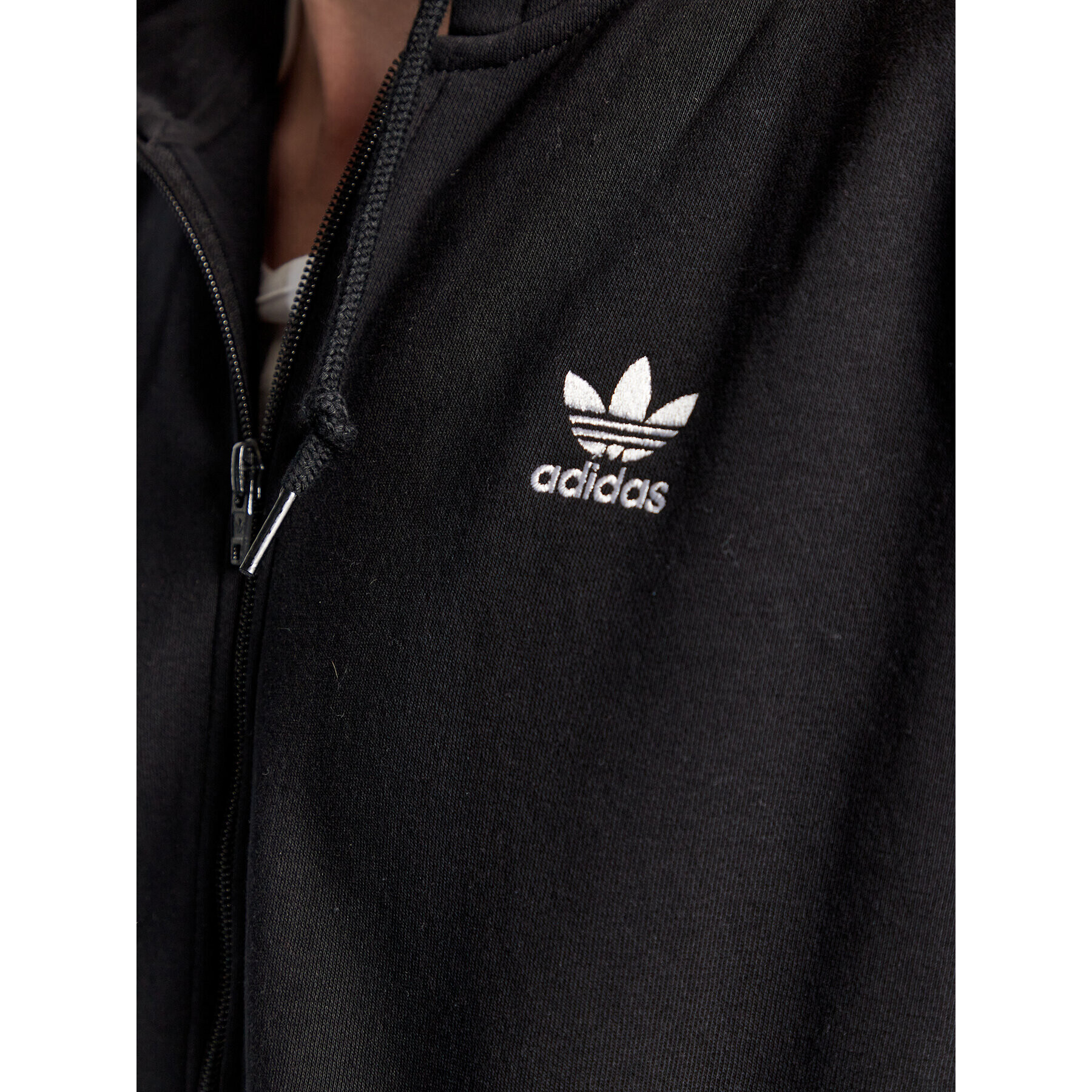 adidas Суитшърт adicolor Classics DV1551 Черен Regular Fit - Pepit.bg