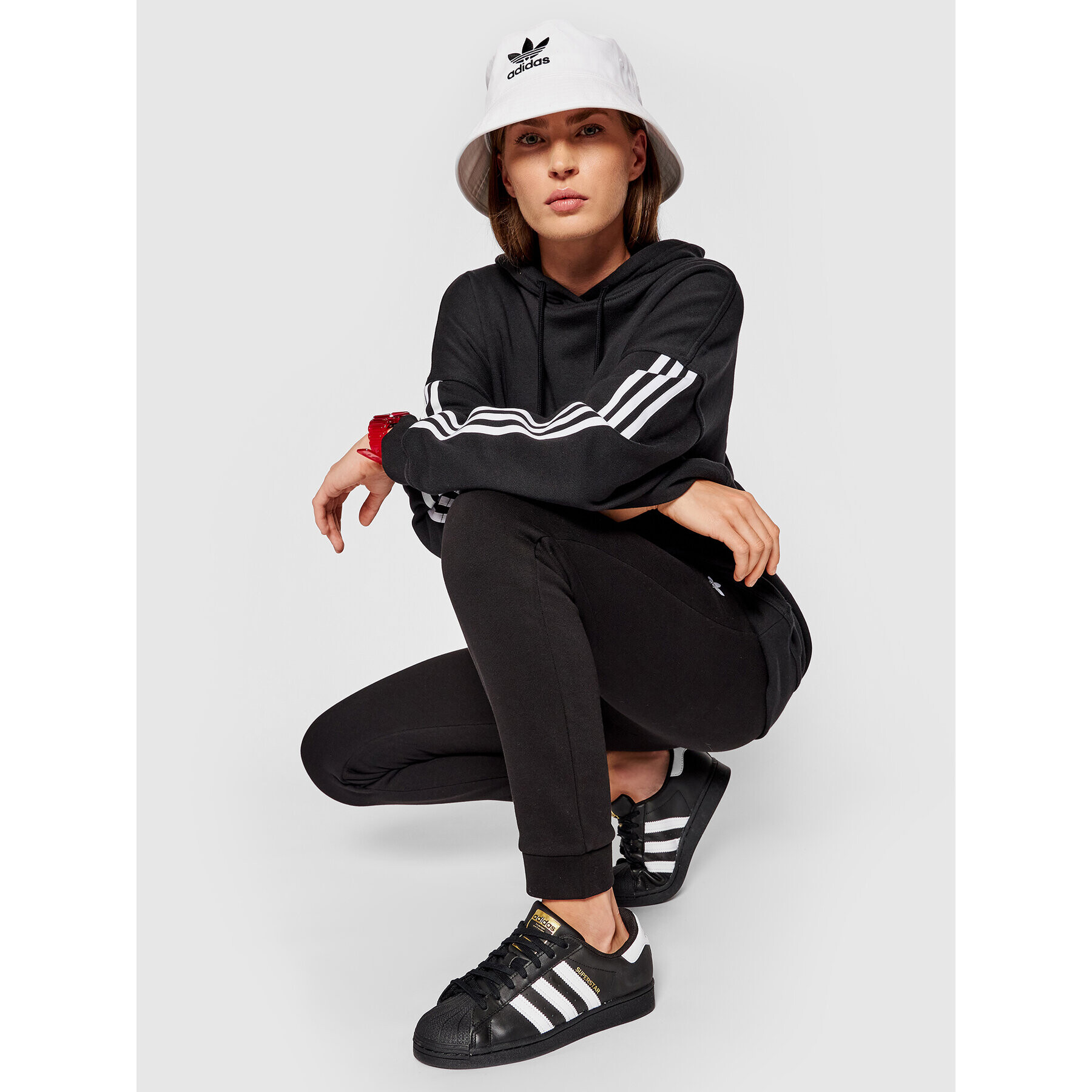 adidas Суитшърт adicolor Classics H37799 Черен Oversize - Pepit.bg