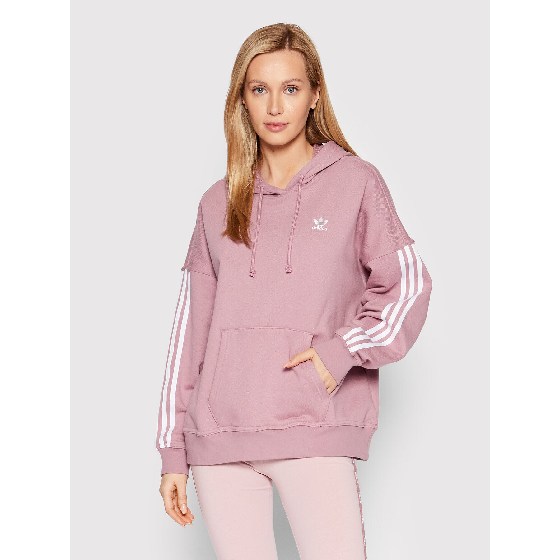 adidas Суитшърт adicolor Classics HB9531 Розов Oversize - Pepit.bg