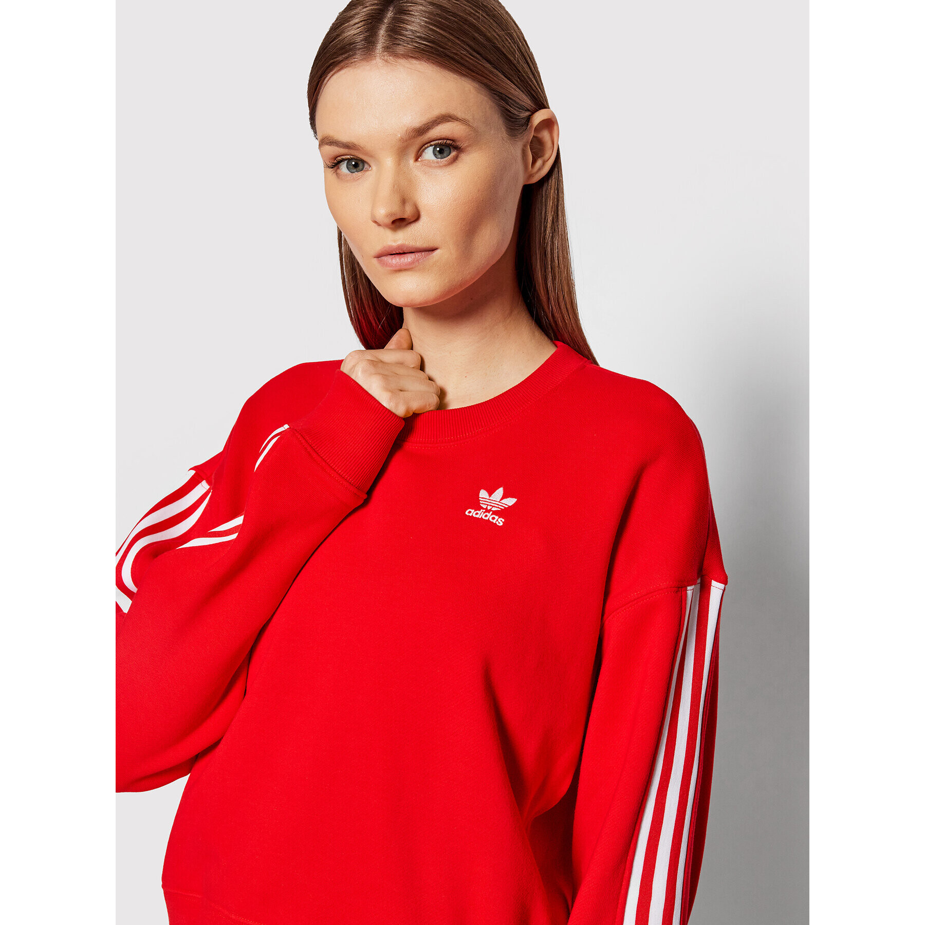 adidas Суитшърт adicolor Classics HC2063 Червен Relaxed Fit - Pepit.bg