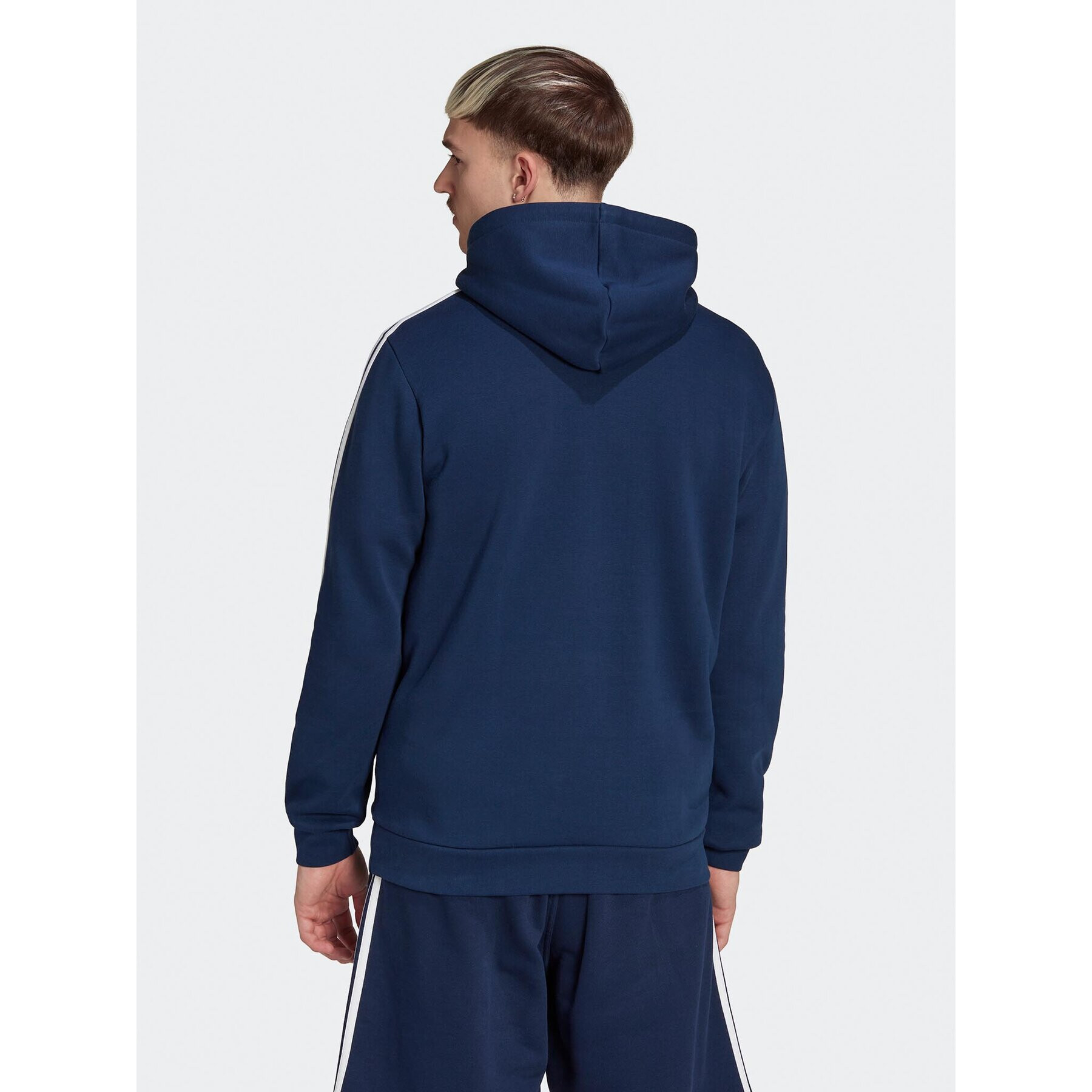 adidas Суитшърт adicolor Classics IA6348 Син Regular Fit - Pepit.bg